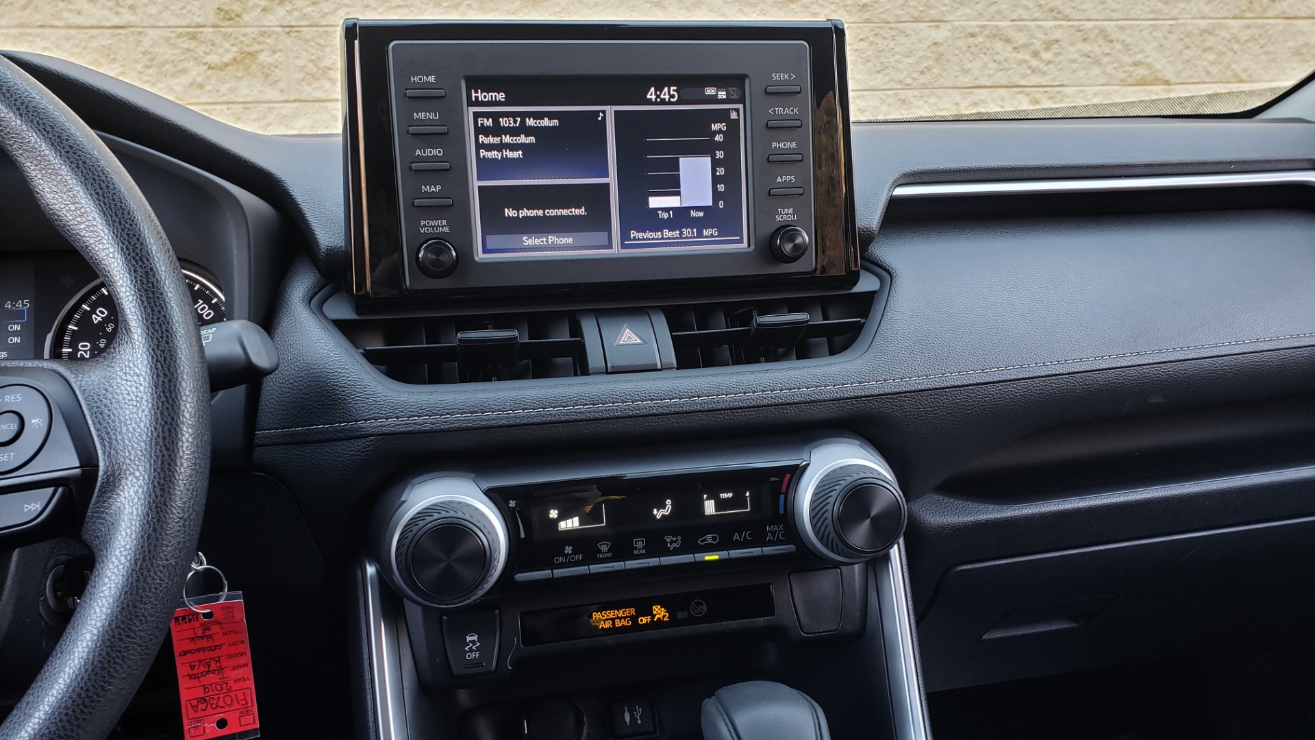 Used 2019 Toyota RAV4 LE / 2.5L I4 / 8-SPEED AUTO / LTA / PCS / RSA / REARVIEW for sale Sold at Formula Imports in Charlotte NC 28227 40