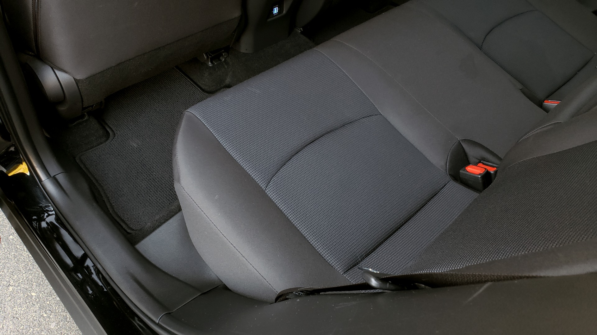 Used 2019 Toyota RAV4 LE / 2.5L I4 / 8-SPEED AUTO / LTA / PCS / RSA / REARVIEW for sale Sold at Formula Imports in Charlotte NC 28227 54