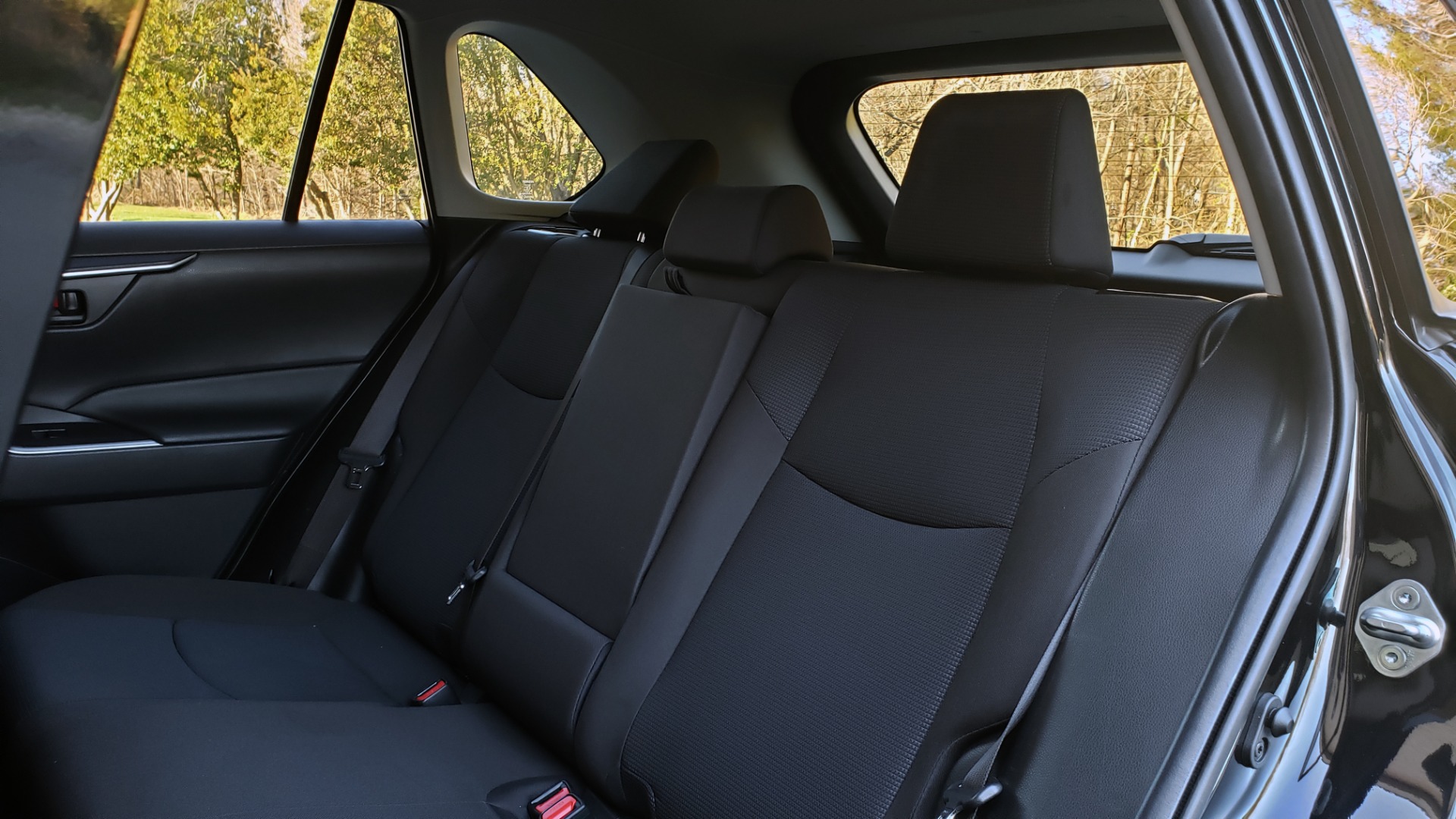 Used 2019 Toyota RAV4 LE / 2.5L I4 / 8-SPEED AUTO / LTA / PCS / RSA / REARVIEW for sale Sold at Formula Imports in Charlotte NC 28227 56