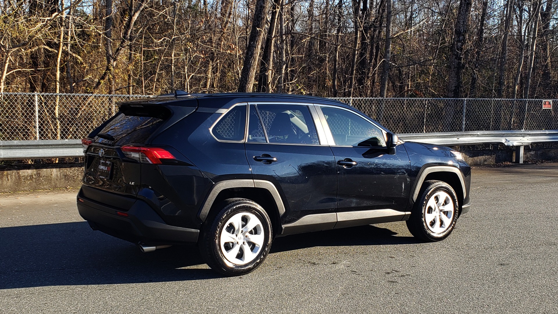 Used 2019 Toyota RAV4 LE / 2.5L I4 / 8-SPEED AUTO / LTA / PCS / RSA / REARVIEW for sale Sold at Formula Imports in Charlotte NC 28227 6
