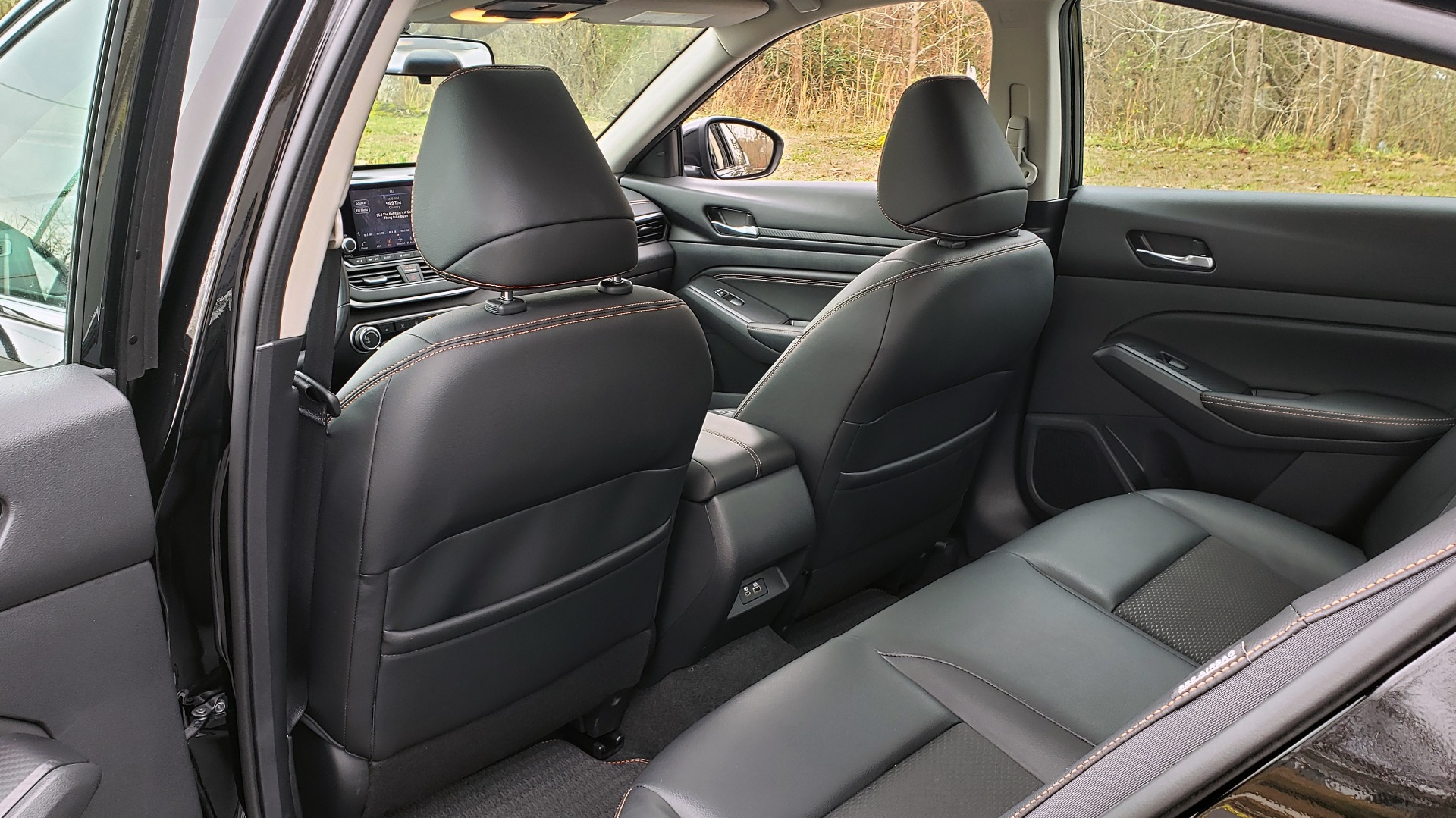 Used 2019 Nissan ALTIMA 2.5 SR PREMIUM / 2.5L / CVT TRANS / HTD STS / SUNROOF / REARVIEW for sale Sold at Formula Imports in Charlotte NC 28227 59