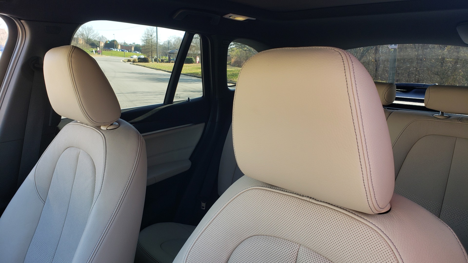 Used 2017 BMW X1 XDRIVE28I / PREM / TECH / DRVR ASST PLUS / COLD WTHR / REARVIEW for sale Sold at Formula Imports in Charlotte NC 28227 57