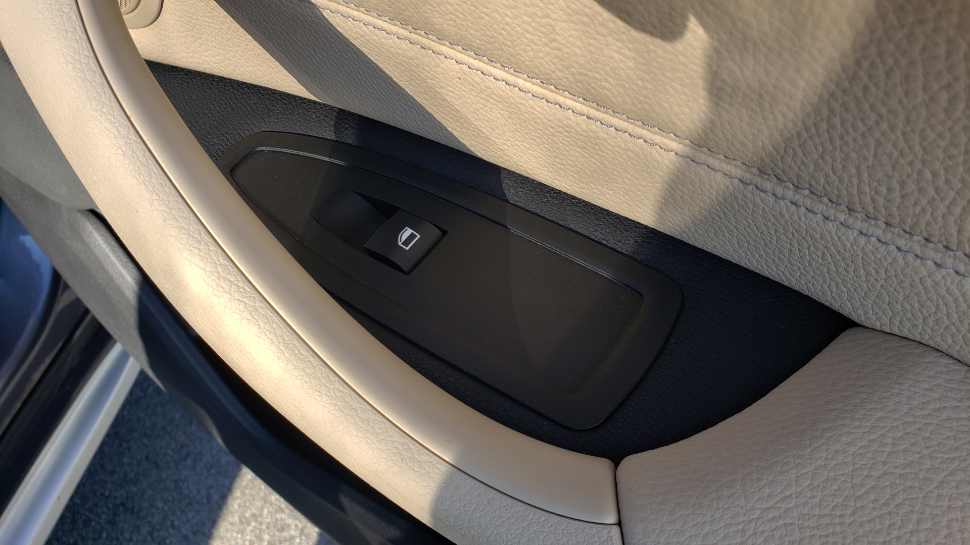 Used 2017 BMW X1 XDRIVE28I / PREM / TECH / DRVR ASST PLUS / COLD WTHR / REARVIEW for sale Sold at Formula Imports in Charlotte NC 28227 66