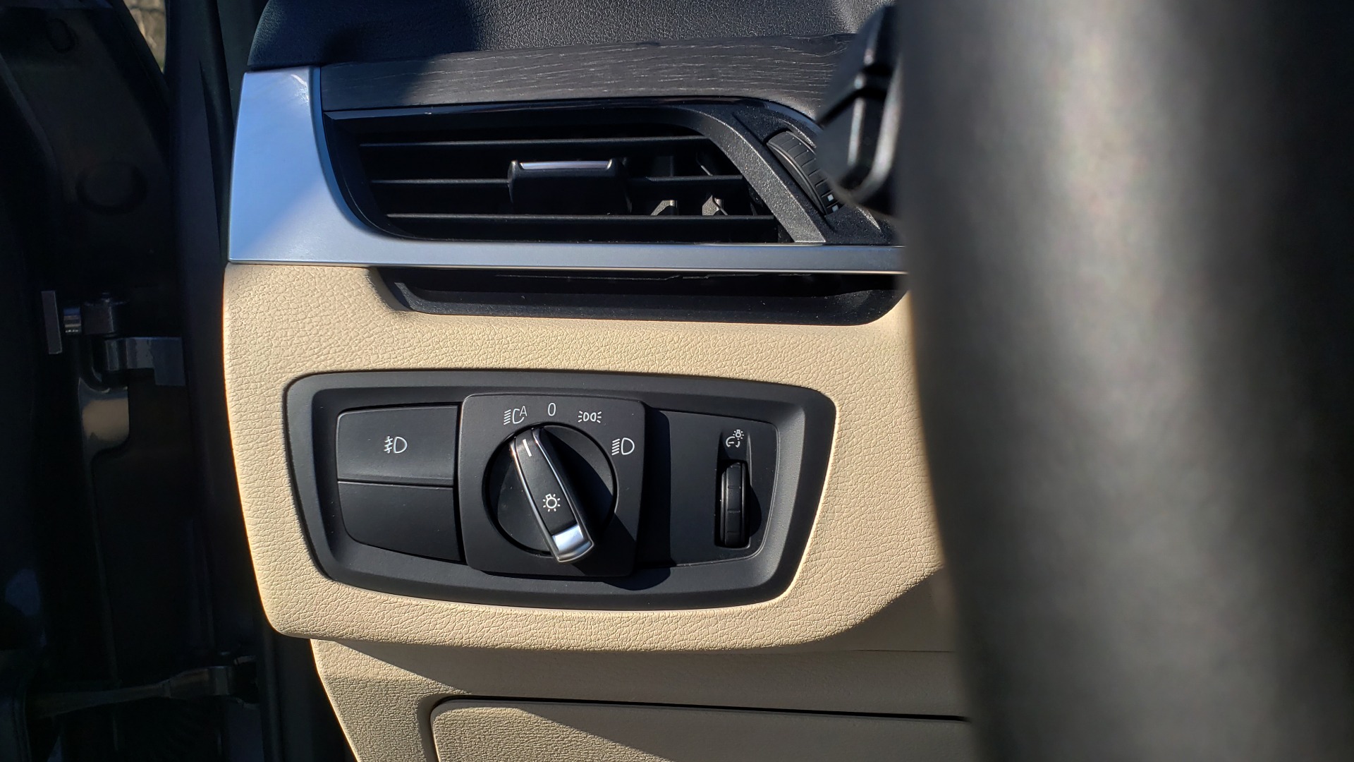 Used 2017 BMW X1 XDRIVE28I / PREM / TECH / DRVR ASST PLUS / COLD WTHR / REARVIEW for sale Sold at Formula Imports in Charlotte NC 28227 9