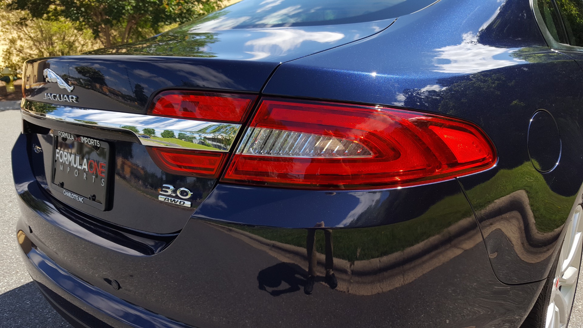 Used 2014 Jaguar XF V6 SC AWD PREMIUM / NAV / COLD CLIMATE PKG / VISION / REARVIEW for sale Sold at Formula Imports in Charlotte NC 28227 10