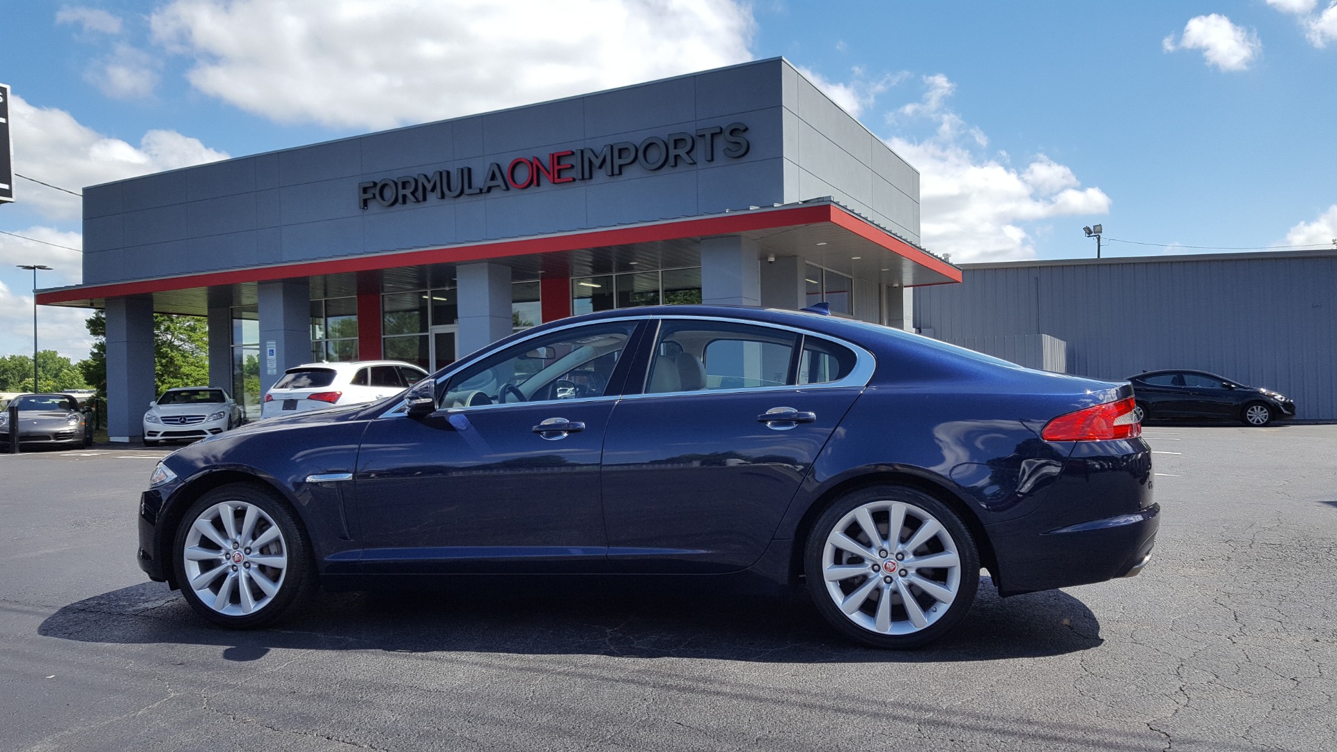 Used 2014 Jaguar XF V6 SC AWD PREMIUM / NAV / COLD CLIMATE PKG / VISION / REARVIEW for sale Sold at Formula Imports in Charlotte NC 28227 103