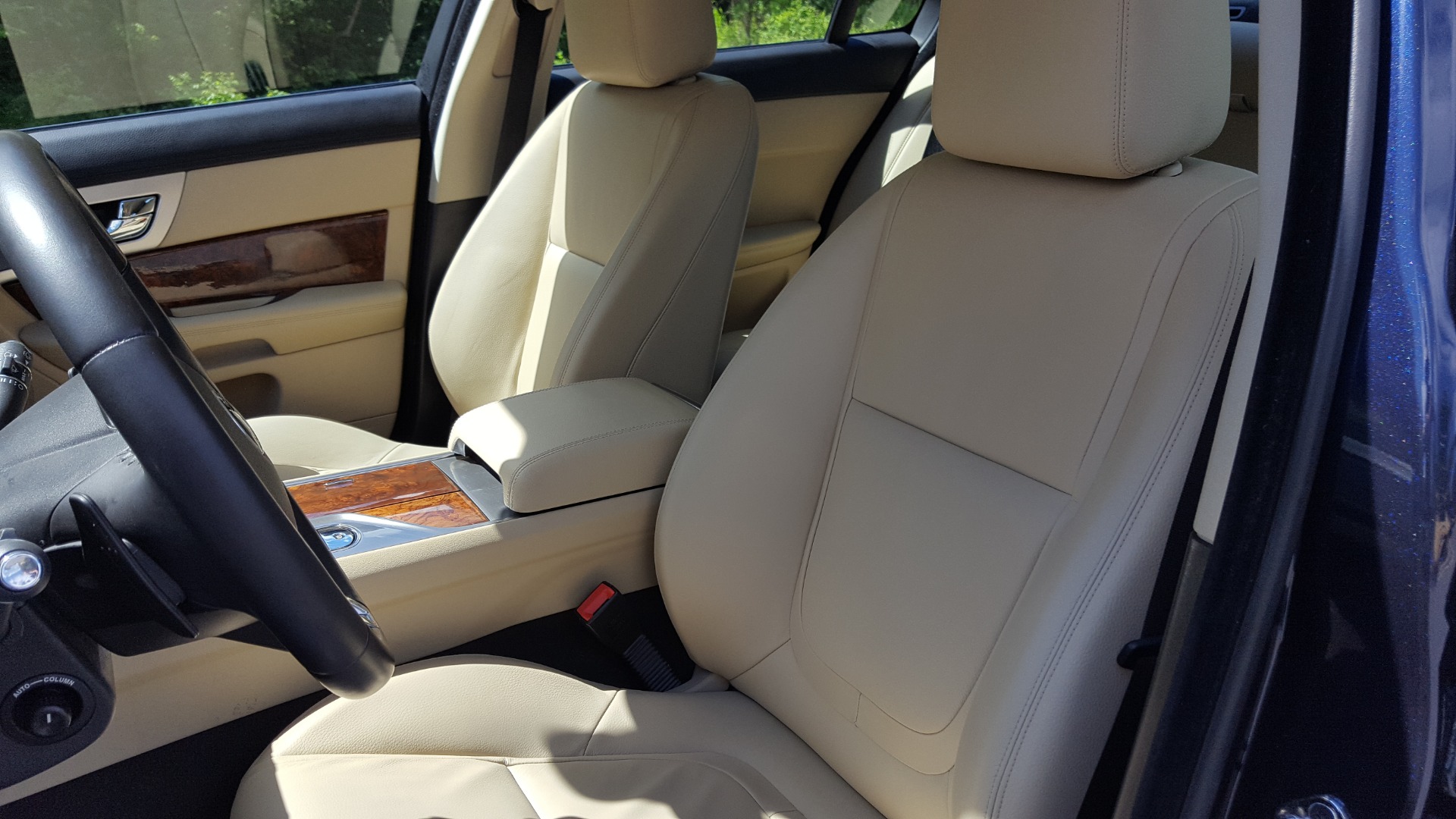 Used 2014 Jaguar XF V6 SC AWD PREMIUM / NAV / COLD CLIMATE PKG / VISION / REARVIEW for sale Sold at Formula Imports in Charlotte NC 28227 29