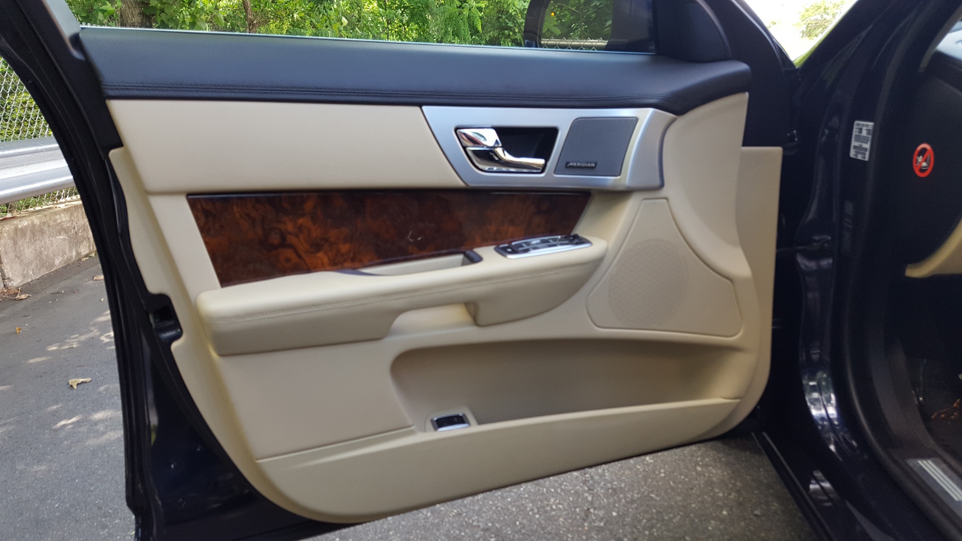 Used 2014 Jaguar XF V6 SC AWD PREMIUM / NAV / COLD CLIMATE PKG / VISION / REARVIEW for sale Sold at Formula Imports in Charlotte NC 28227 54