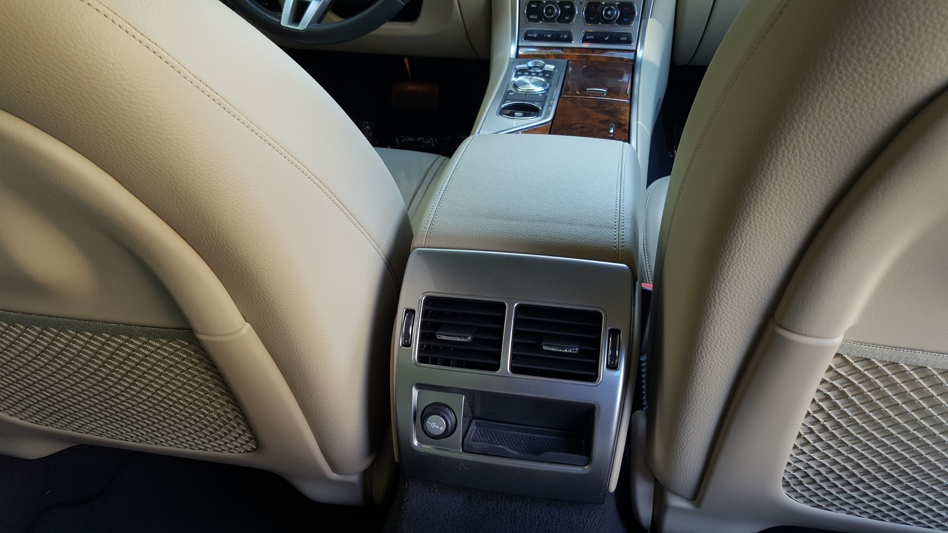 Used 2014 Jaguar XF V6 SC AWD PREMIUM / NAV / COLD CLIMATE PKG / VISION / REARVIEW for sale Sold at Formula Imports in Charlotte NC 28227 79