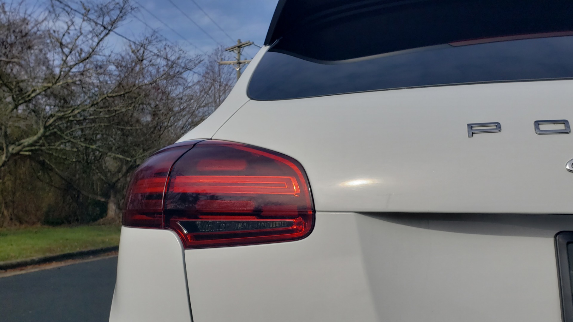 Used 2015 Porsche CAYENNE TURBO V8 / PREMIUM / NAV / SUNROOF / PARK ASSIST / LCA / REARVIEW for sale Sold at Formula Imports in Charlotte NC 28227 13