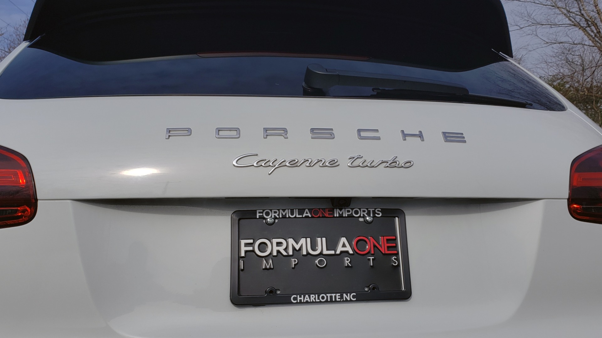 Used 2015 Porsche CAYENNE TURBO V8 / PREMIUM / NAV / SUNROOF / PARK ASSIST / LCA / REARVIEW for sale Sold at Formula Imports in Charlotte NC 28227 15