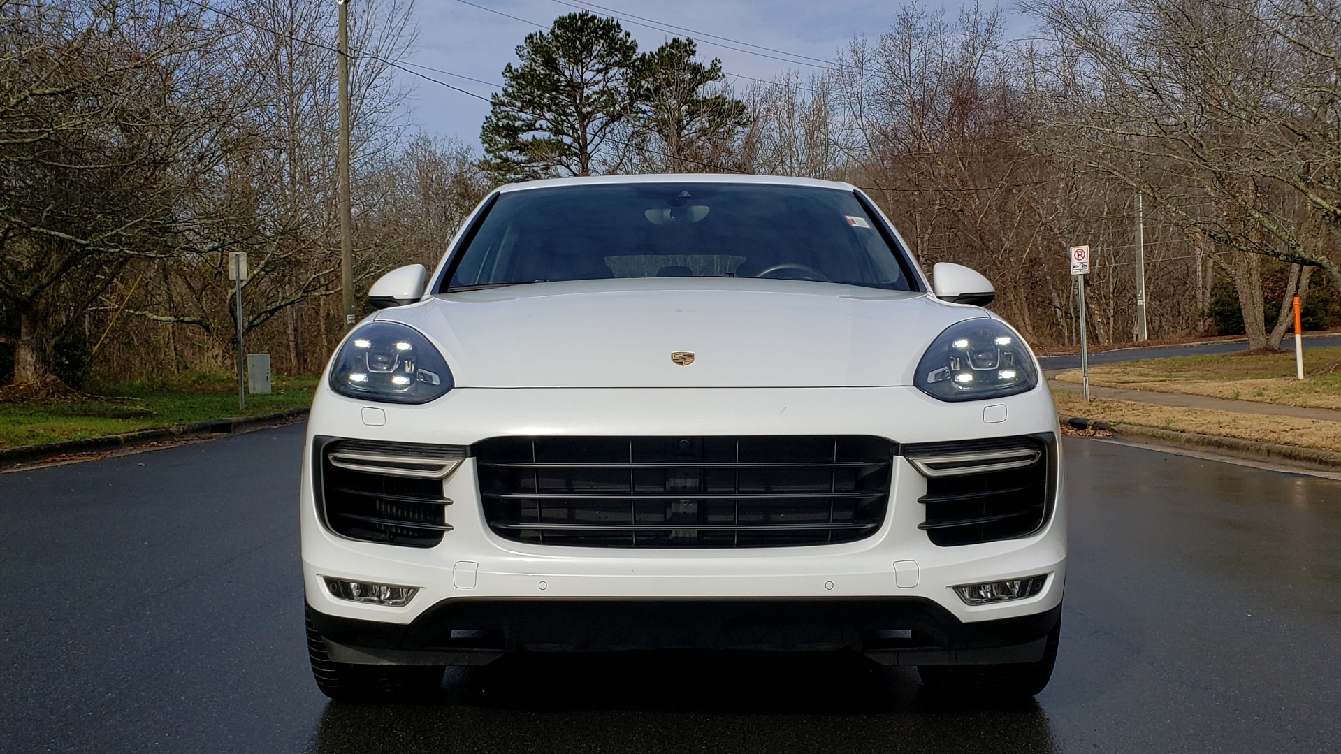 Used 2015 Porsche CAYENNE TURBO V8 / PREMIUM / NAV / SUNROOF / PARK ASSIST / LCA / REARVIEW for sale Sold at Formula Imports in Charlotte NC 28227 16