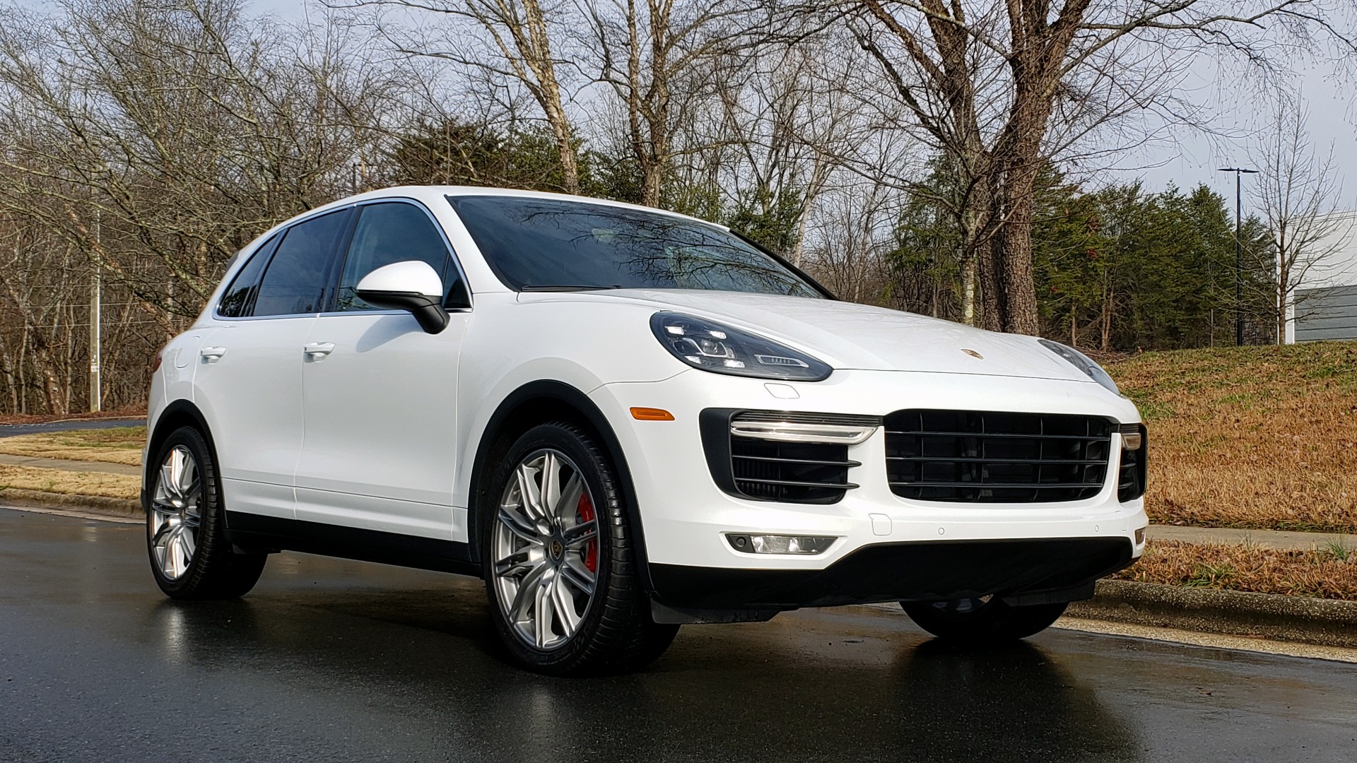 Used 2015 Porsche CAYENNE TURBO V8 / PREMIUM / NAV / SUNROOF / PARK ASSIST / LCA / REARVIEW for sale Sold at Formula Imports in Charlotte NC 28227 6