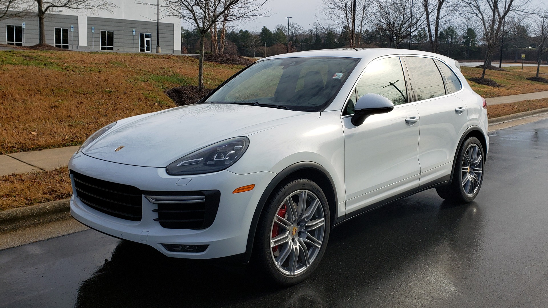Used 2015 Porsche CAYENNE TURBO V8 / PREMIUM / NAV / SUNROOF / PARK ASSIST / LCA / REARVIEW for sale Sold at Formula Imports in Charlotte NC 28227 1