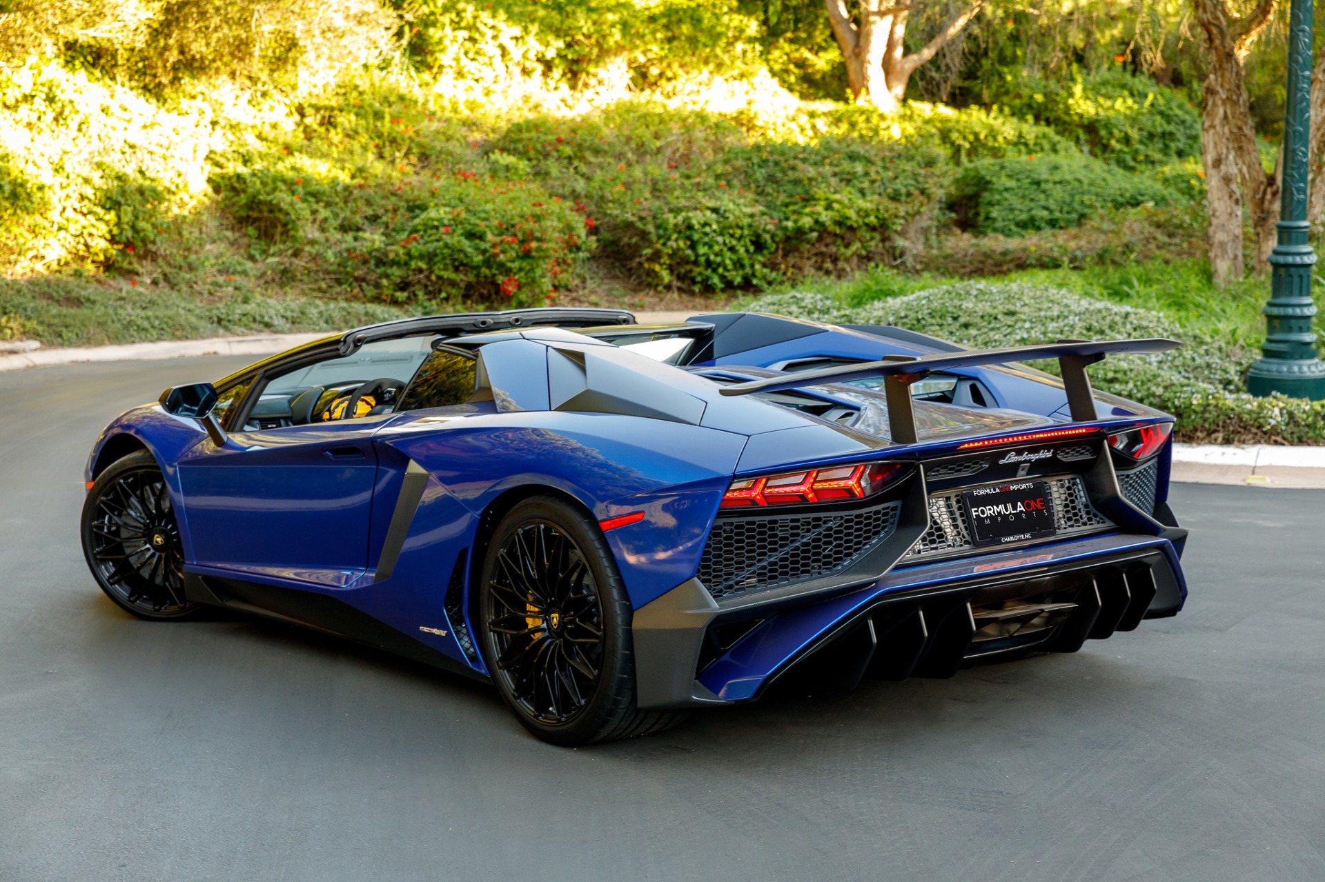 Used 2017 Lamborghini Aventador LP 750-4 SV / 740HP / AWD / 1930 MI / NAV / CAMERA for sale Sold at Formula Imports in Charlotte NC 28227 12