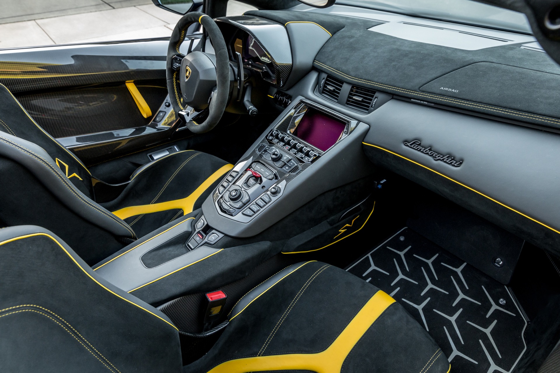 Used 2017 Lamborghini Aventador LP 750-4 SV / 740HP / AWD / 1930 MI / NAV / CAMERA for sale Sold at Formula Imports in Charlotte NC 28227 14