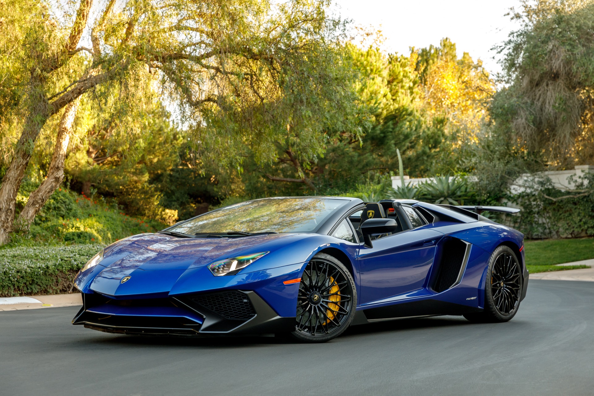 Used 2017 Lamborghini Aventador LP 750-4 SV / 740HP / AWD / 1930 MI / NAV / CAMERA for sale Sold at Formula Imports in Charlotte NC 28227 2