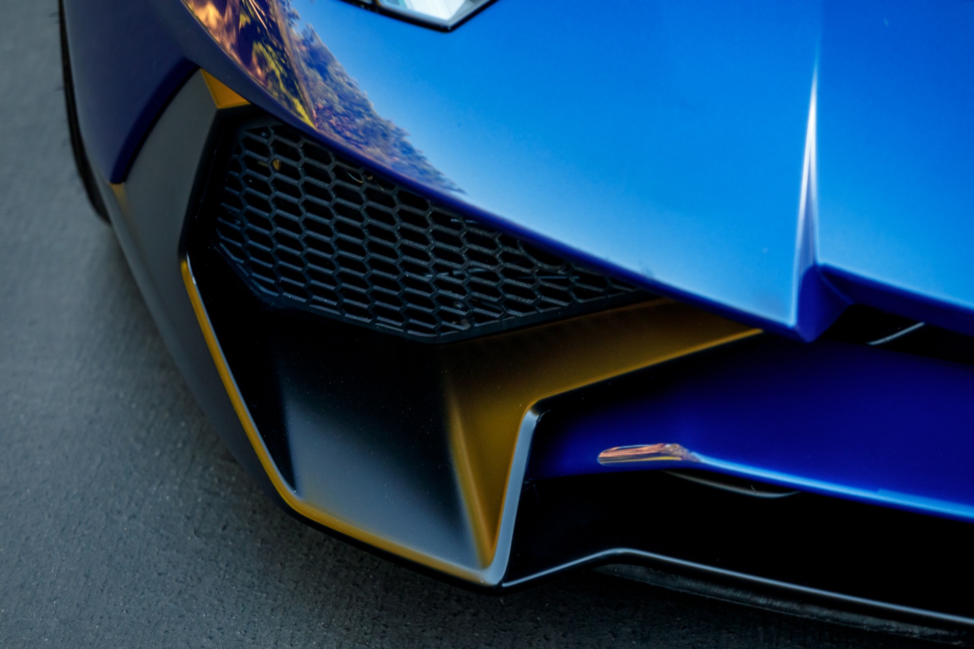 Used 2017 Lamborghini Aventador LP 750-4 SV / 740HP / AWD / 1930 MI / NAV / CAMERA for sale Sold at Formula Imports in Charlotte NC 28227 34