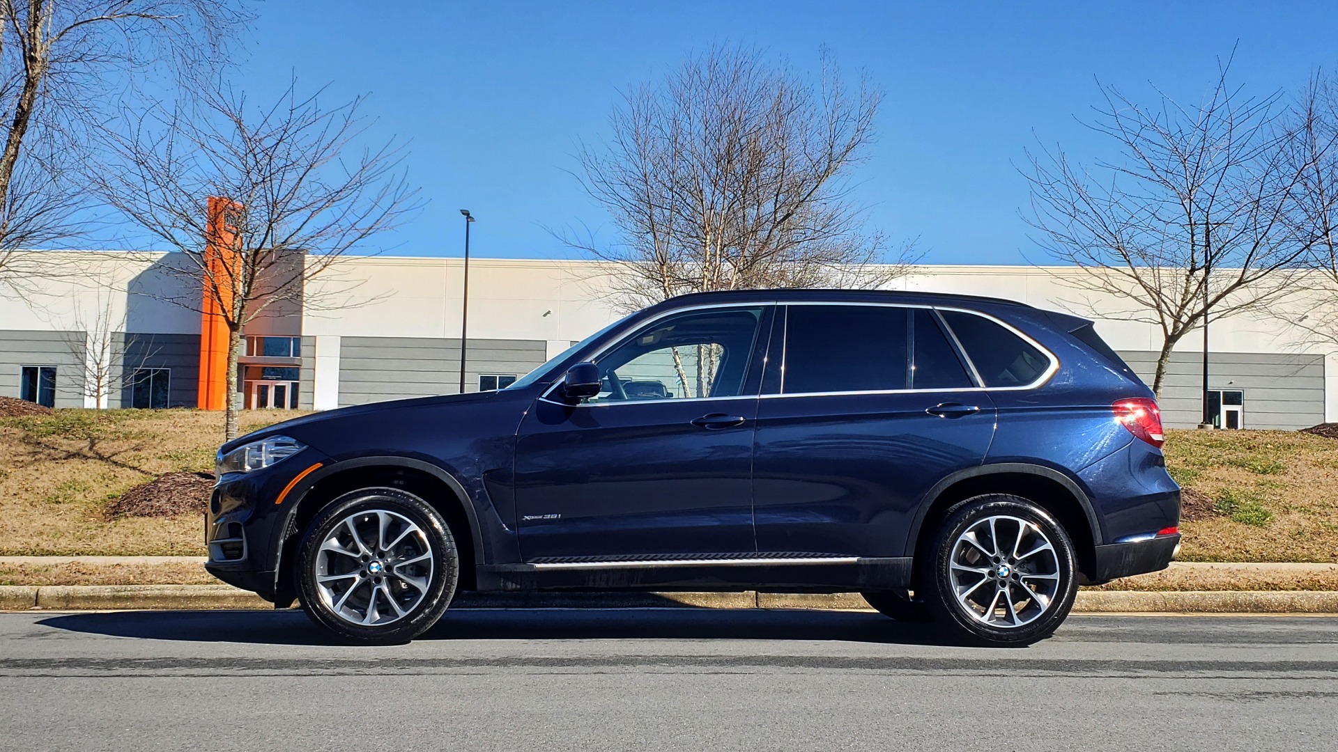 Used 2015 BMW X5 XDRIVE35I PREMIUM / NAV / XLINE / CLD WTHR / DRVR ASST / REARVIEW for sale Sold at Formula Imports in Charlotte NC 28227 3
