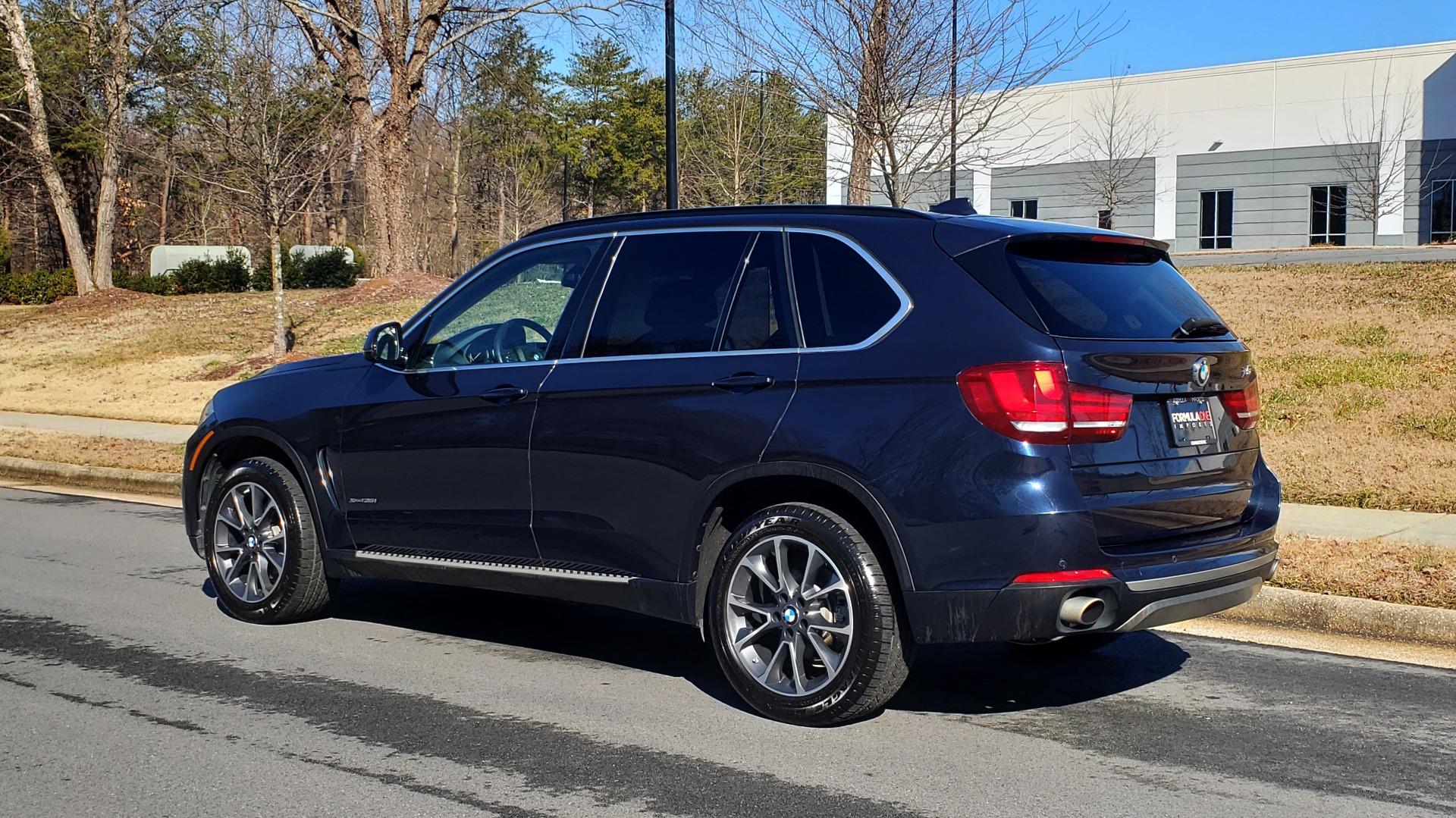 Used 2015 BMW X5 XDRIVE35I PREMIUM / NAV / XLINE / CLD WTHR / DRVR ASST / REARVIEW for sale Sold at Formula Imports in Charlotte NC 28227 4