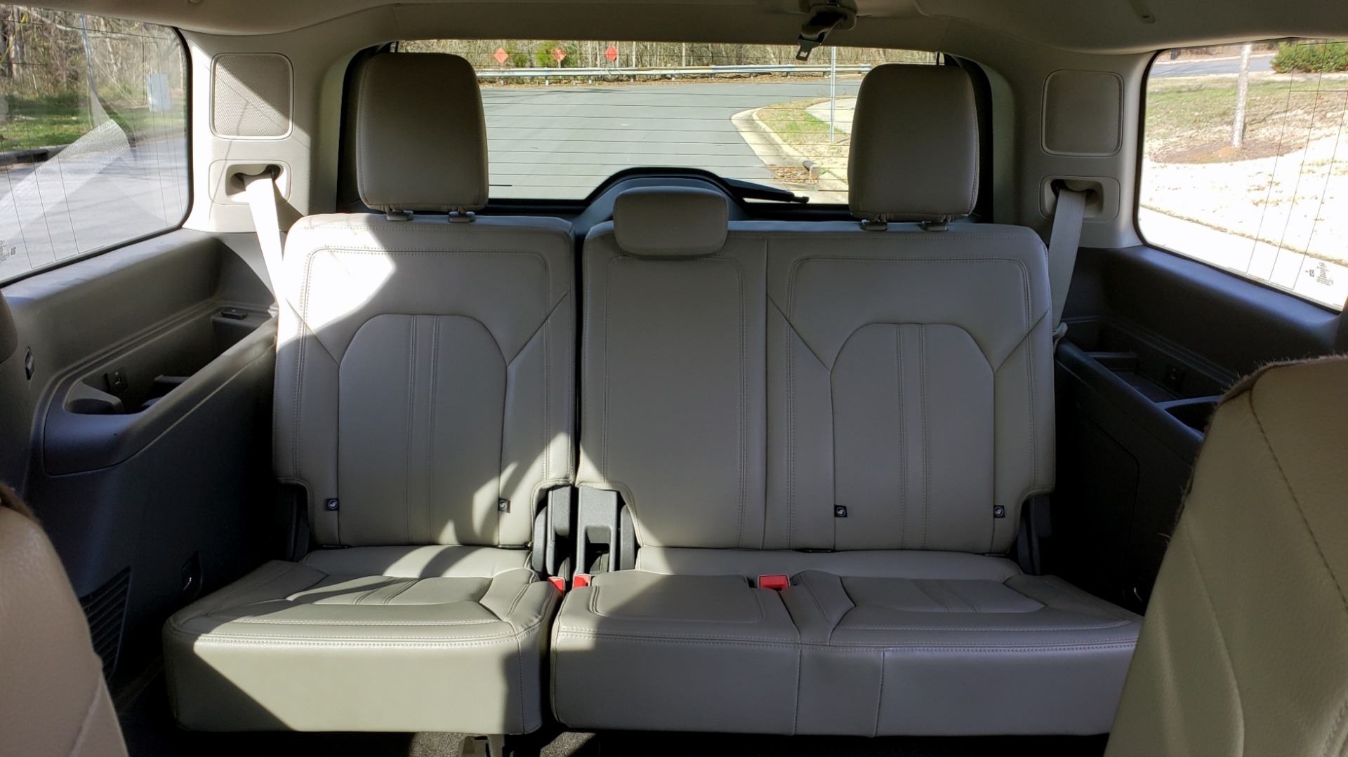 Used 2018 Ford EXPEDITION LIMITED 4X4 / NAV / PANO-ROOF / 3-ROW / DRVR ASST / REARVIEW for sale Sold at Formula Imports in Charlotte NC 28227 26
