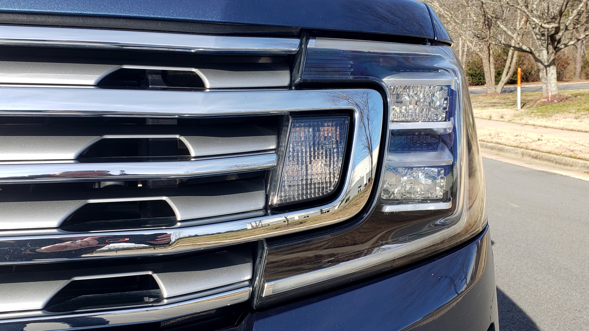 Used 2018 Ford EXPEDITION LIMITED 4X4 / NAV / PANO-ROOF / 3-ROW / DRVR ASST / REARVIEW for sale Sold at Formula Imports in Charlotte NC 28227 33