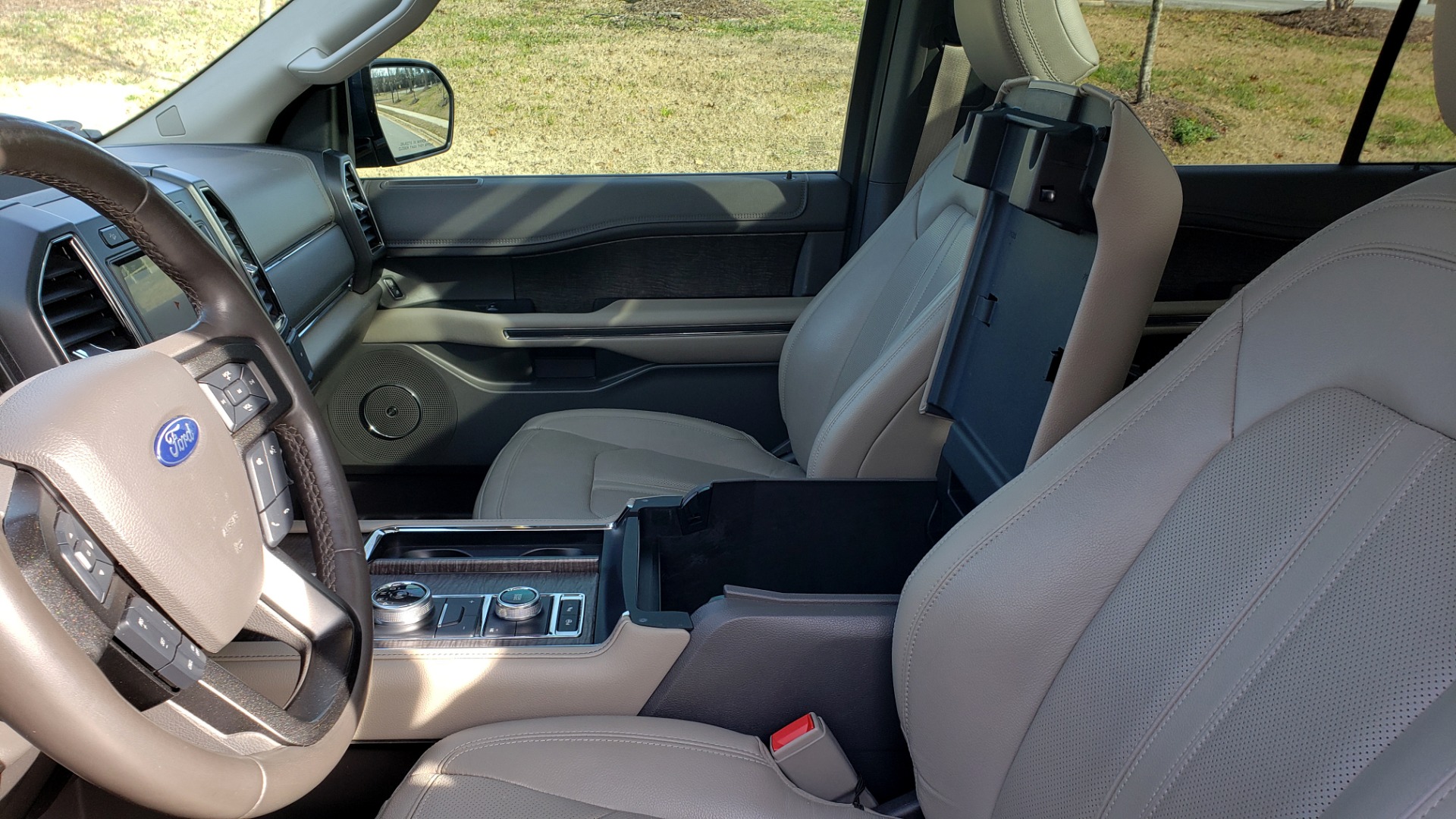 Used 2018 Ford EXPEDITION LIMITED 4X4 / NAV / PANO-ROOF / 3-ROW / DRVR ASST / REARVIEW for sale Sold at Formula Imports in Charlotte NC 28227 55
