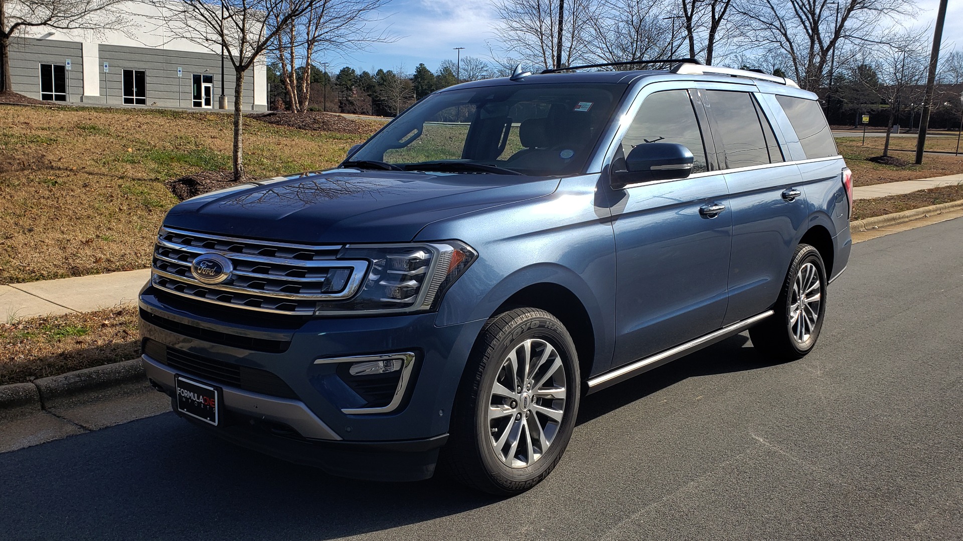 Used 2018 Ford EXPEDITION LIMITED 4X4 / NAV / PANO-ROOF / 3-ROW / DRVR ASST / REARVIEW for sale Sold at Formula Imports in Charlotte NC 28227 1