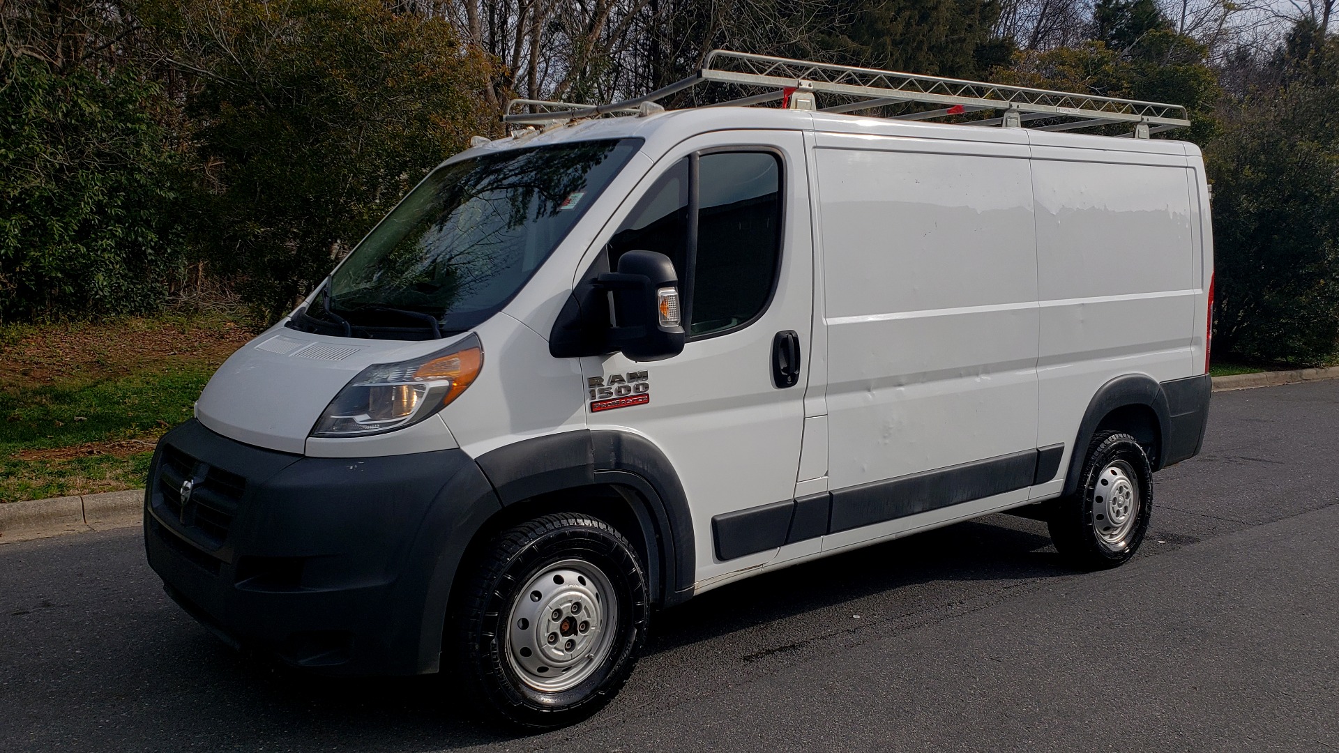 Used 2016 Ram PROMASTER CARGO VAN 136 WB / LOW ROOF / 3.6L V6 / 6-SPD AUTO / REARVIEW for sale Sold at Formula Imports in Charlotte NC 28227 1