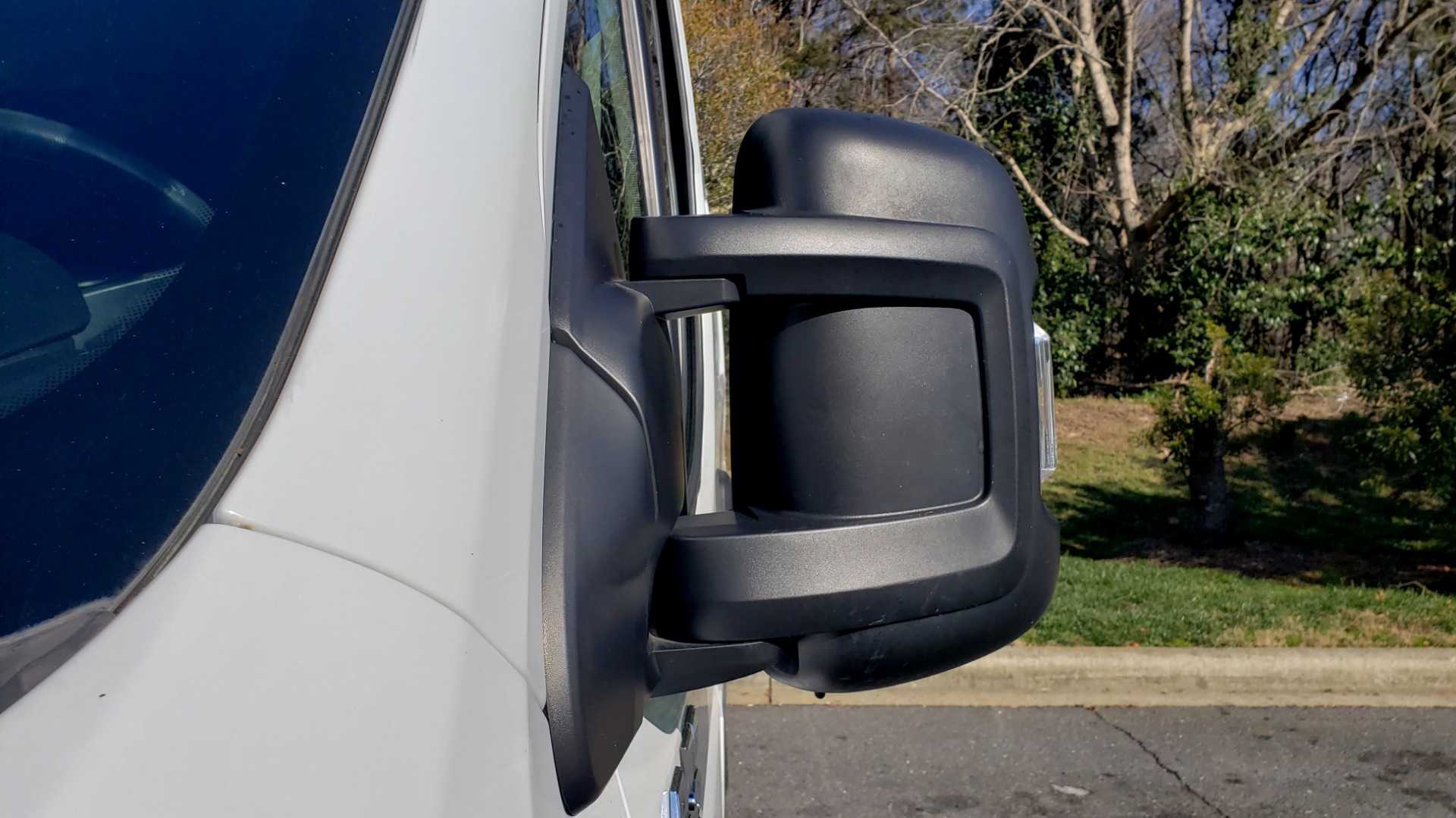 Used 2016 Ram PROMASTER CARGO VAN 136 WB / LOW ROOF / 3.6L V6 / 6-SPD AUTO / REARVIEW for sale Sold at Formula Imports in Charlotte NC 28227 19