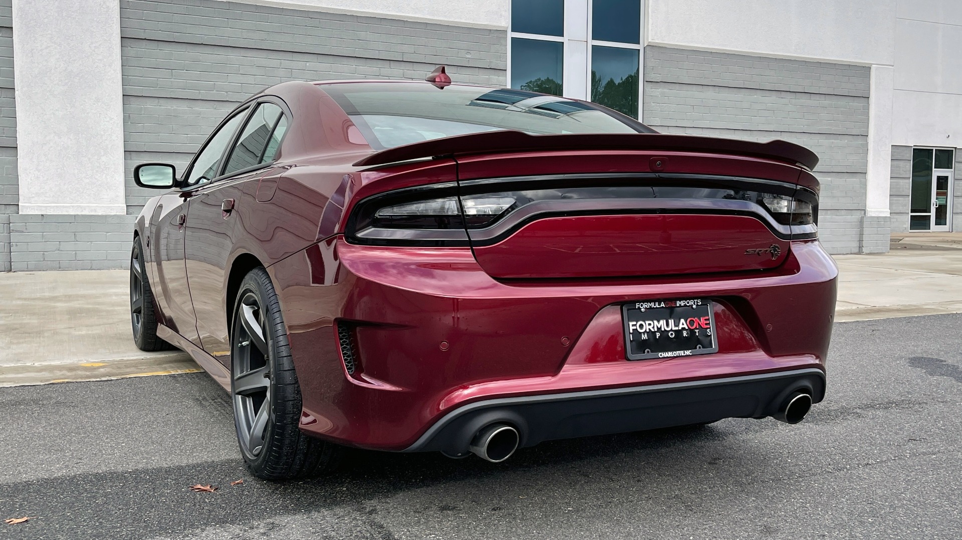 Used 2018 Dodge CHARGER SRT HELLCAT / 6.2L SC HEMI / NAV / BREMBO / PARK SENSE / BSD / REARVIEW for sale Sold at Formula Imports in Charlotte NC 28227 26