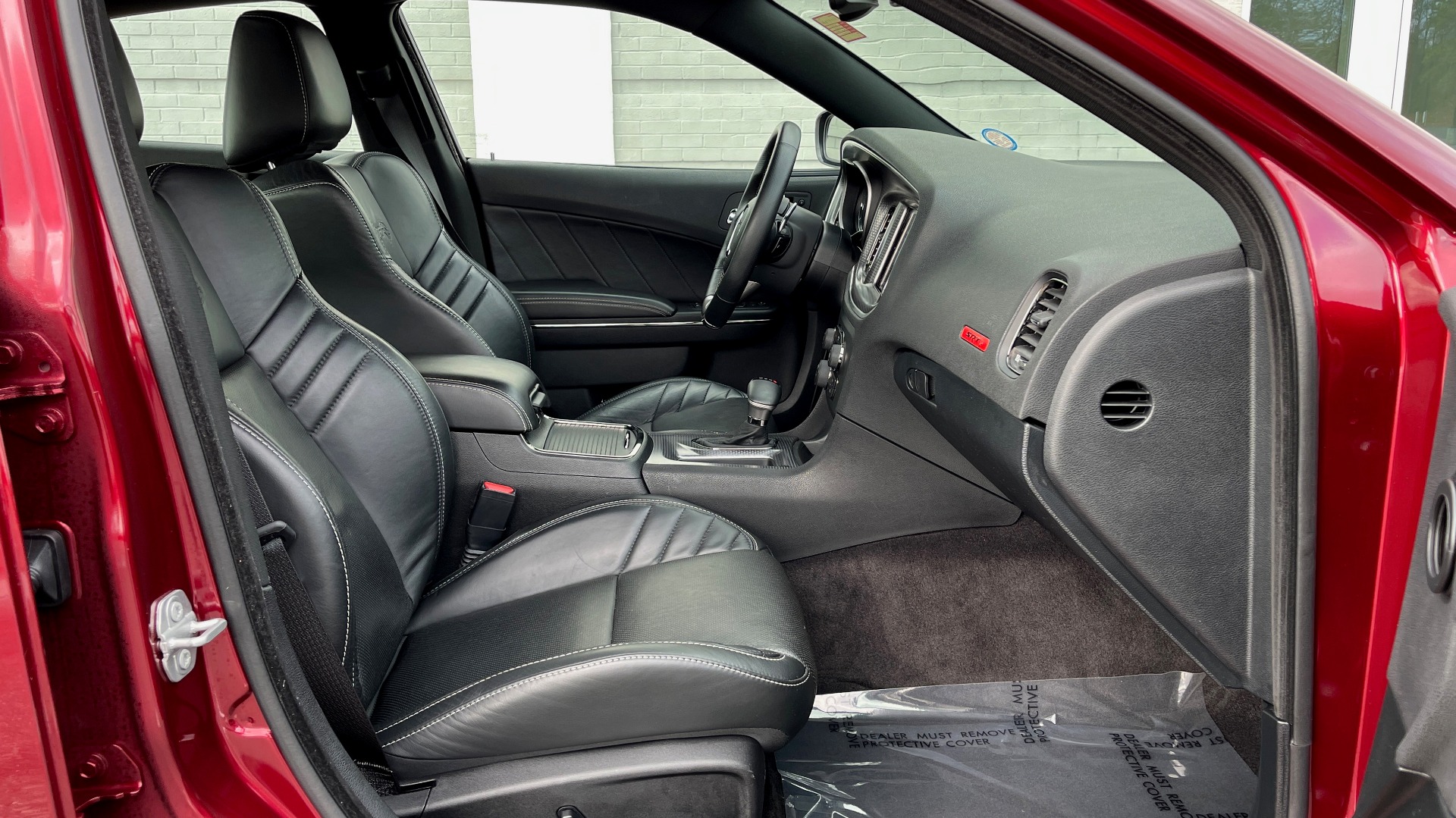 Used 2018 Dodge CHARGER SRT HELLCAT / 6.2L SC HEMI / NAV / BREMBO / PARK SENSE / BSD / REARVIEW for sale Sold at Formula Imports in Charlotte NC 28227 68