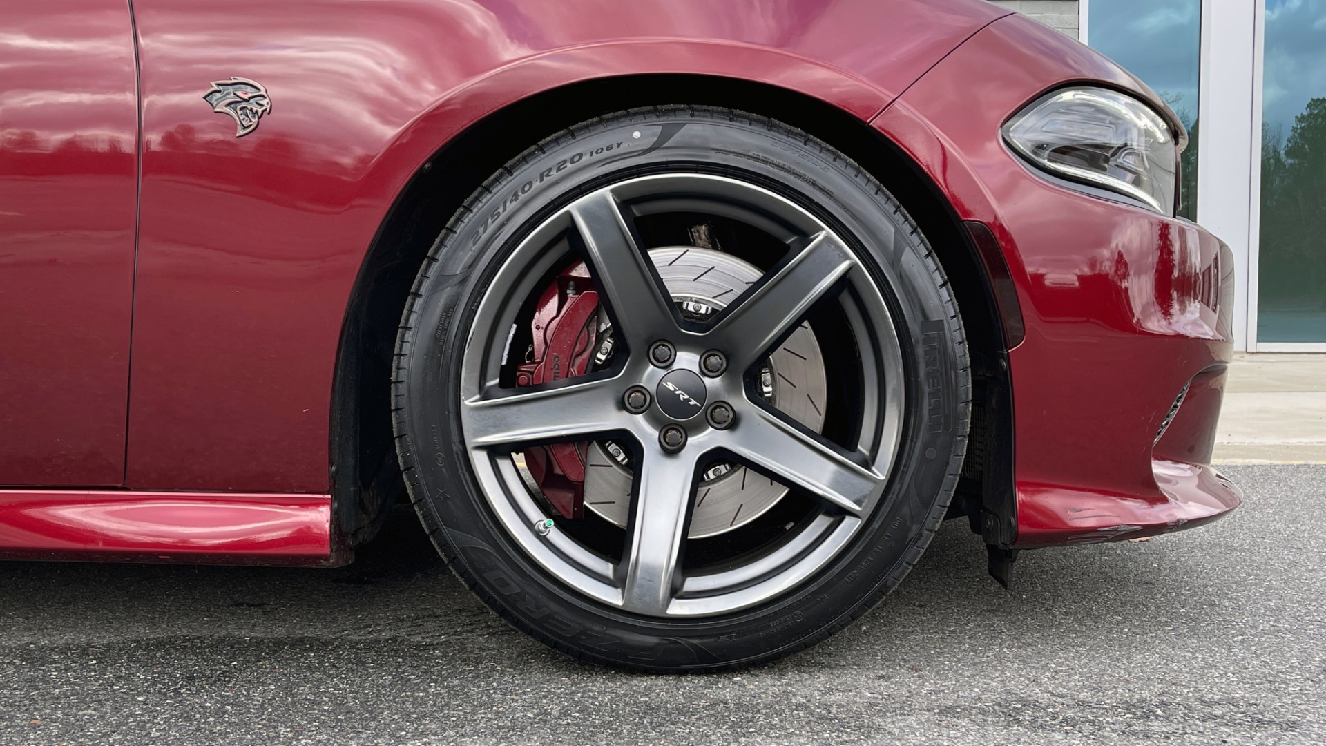 Used 2018 Dodge CHARGER SRT HELLCAT / 6.2L SC HEMI / NAV / BREMBO / PARK SENSE / BSD / REARVIEW for sale Sold at Formula Imports in Charlotte NC 28227 73