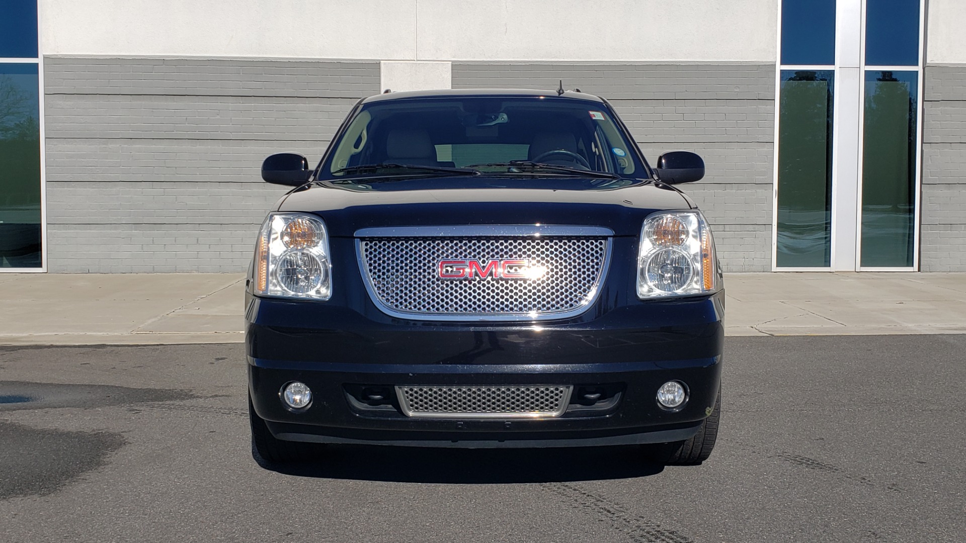 Used 2013 GMC YUKON XL DENALI / AWD / NAV / SUNROOF / 3-ROW / ENTERTAINMENT for sale Sold at Formula Imports in Charlotte NC 28227 19