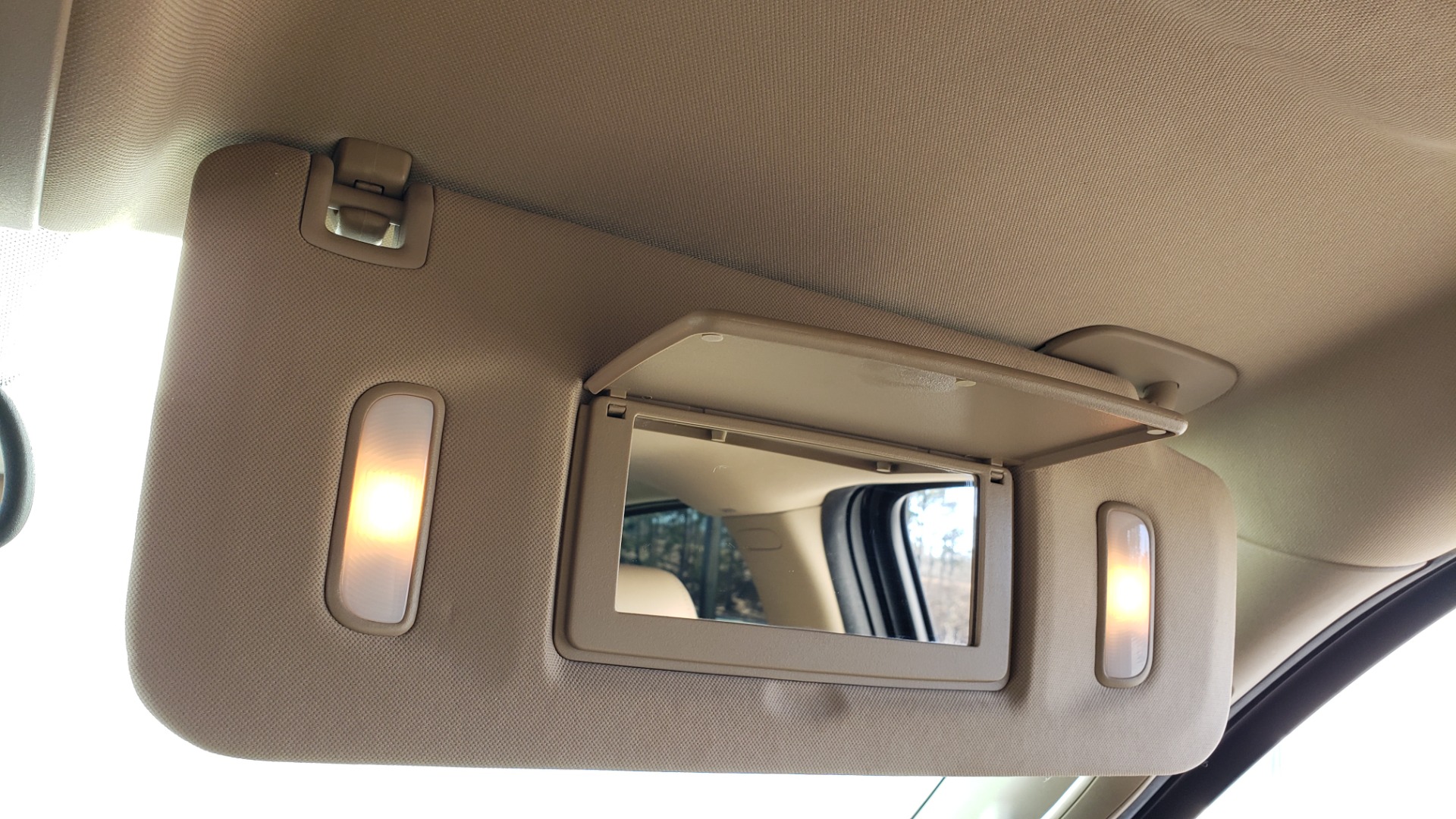 Used 2013 GMC YUKON XL DENALI / AWD / NAV / SUNROOF / 3-ROW / ENTERTAINMENT for sale Sold at Formula Imports in Charlotte NC 28227 51