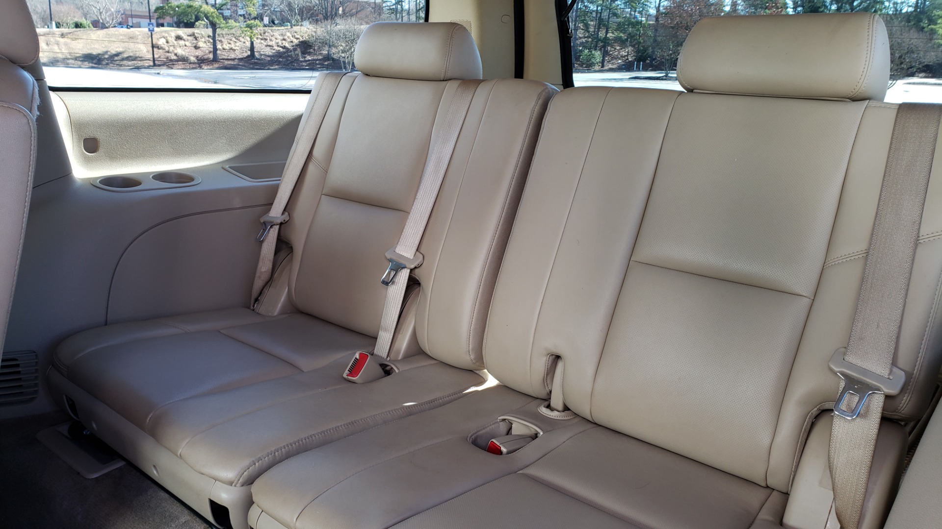Used 2013 GMC YUKON XL DENALI / AWD / NAV / SUNROOF / 3-ROW / ENTERTAINMENT for sale Sold at Formula Imports in Charlotte NC 28227 62