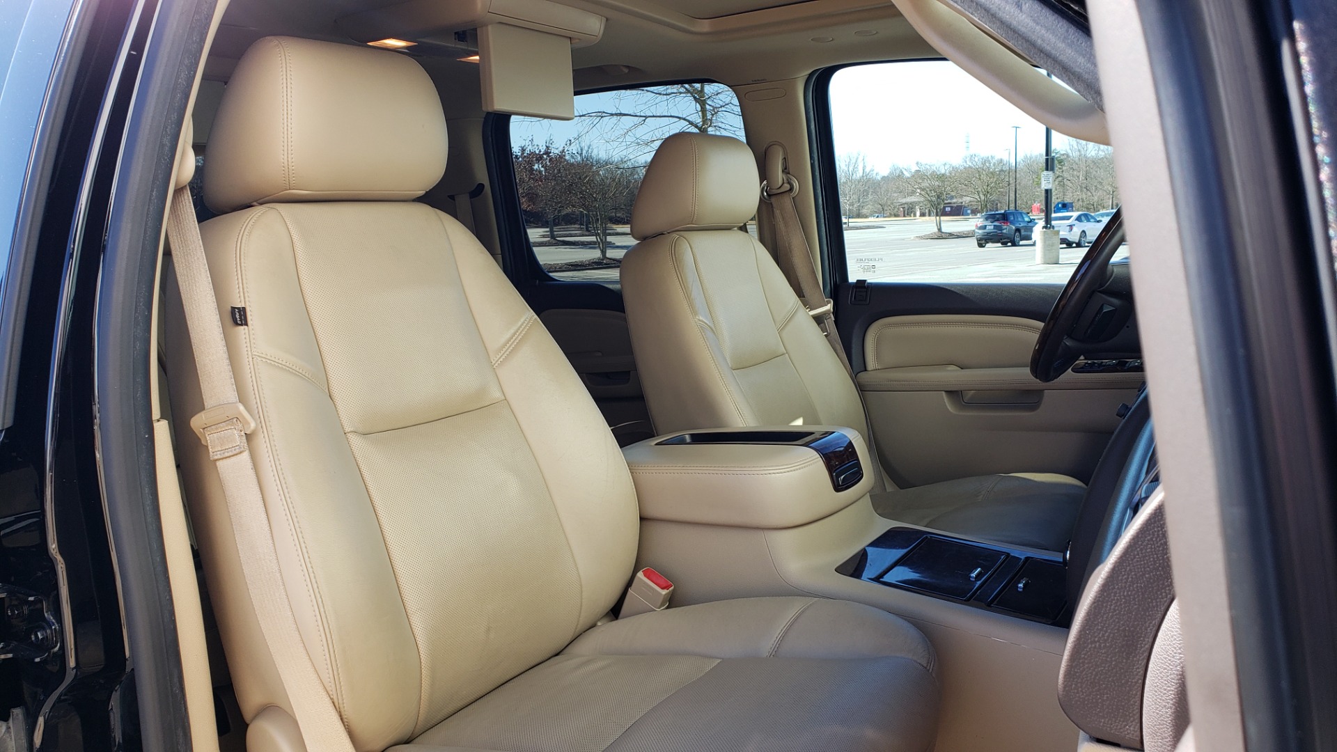 Used 2013 GMC YUKON XL DENALI / AWD / NAV / SUNROOF / 3-ROW / ENTERTAINMENT for sale Sold at Formula Imports in Charlotte NC 28227 66