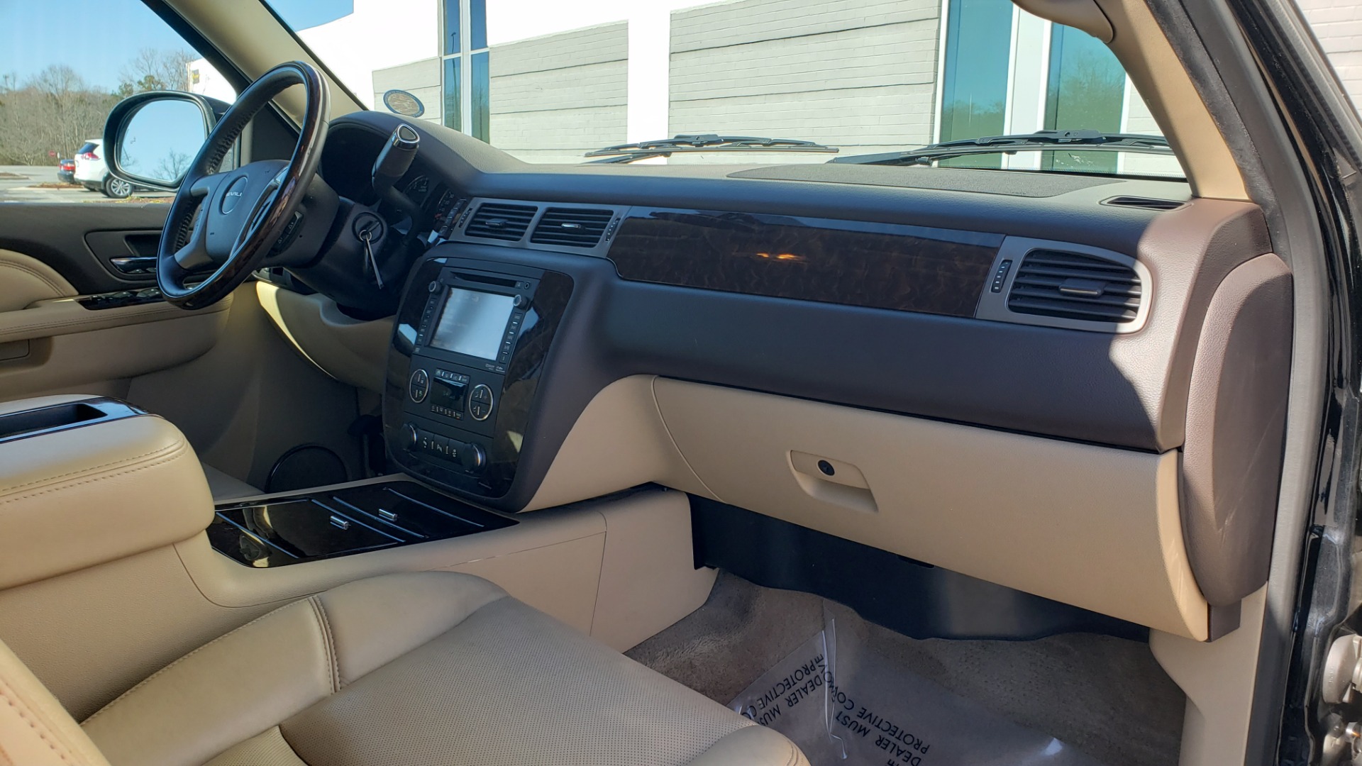 Used 2013 GMC YUKON XL DENALI / AWD / NAV / SUNROOF / 3-ROW / ENTERTAINMENT for sale Sold at Formula Imports in Charlotte NC 28227 67