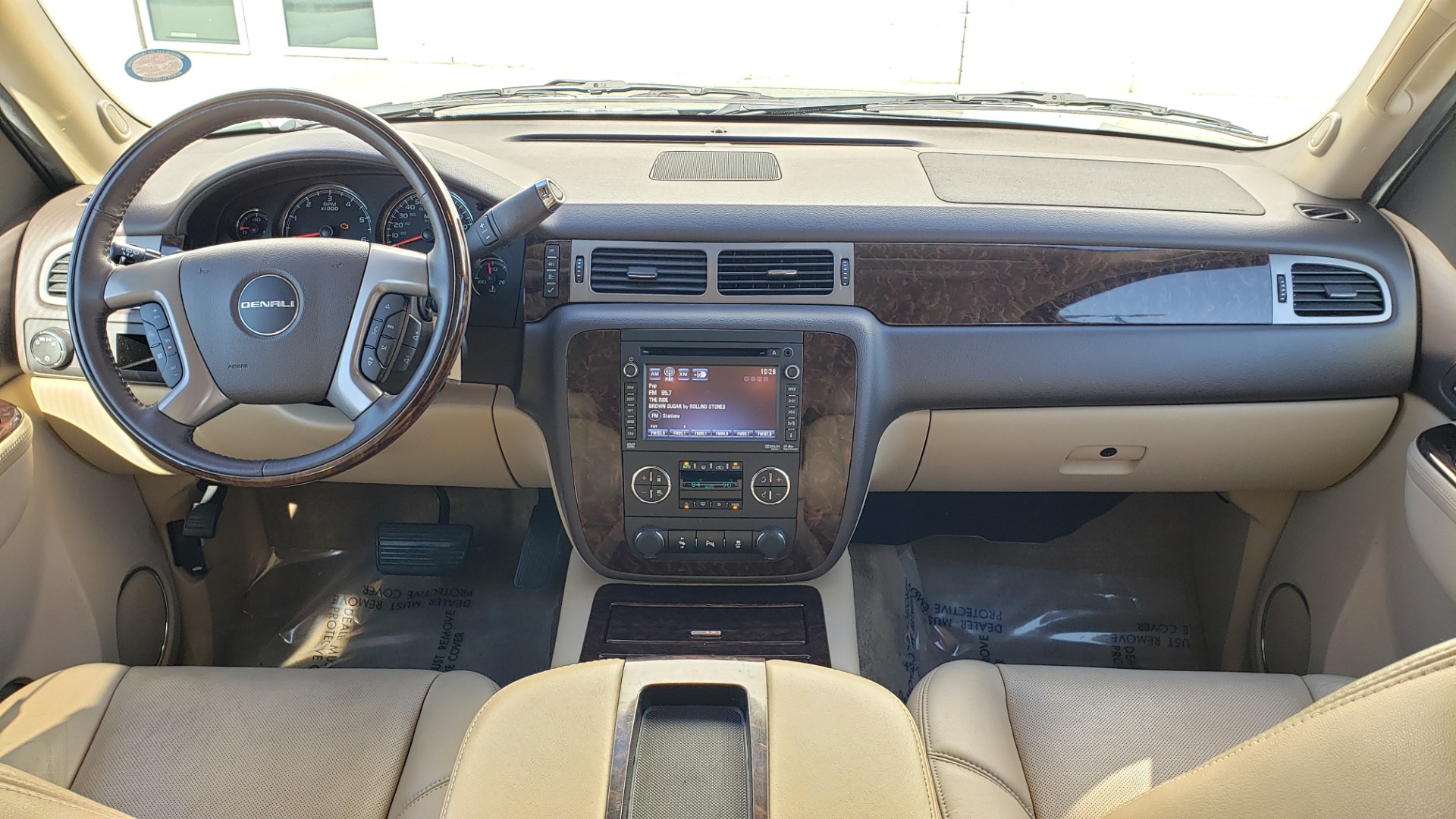 Used 2013 GMC YUKON XL DENALI / AWD / NAV / SUNROOF / 3-ROW / ENTERTAINMENT for sale Sold at Formula Imports in Charlotte NC 28227 77