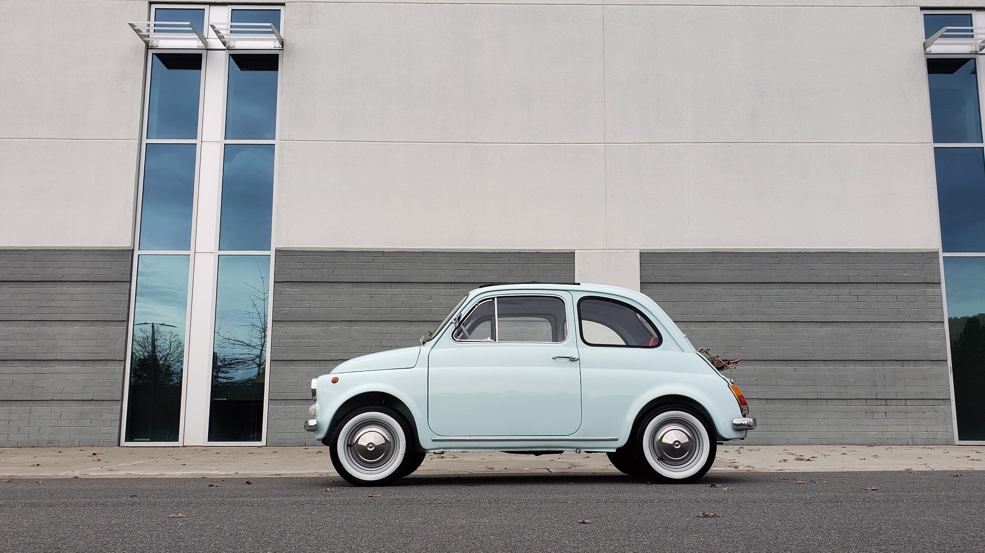 Used 1968 FIAT 500 NUOVA / SOFT-TOP / LUGGAGE RACK / RESTORED, LIKE NEW for sale Sold at Formula Imports in Charlotte NC 28227 3