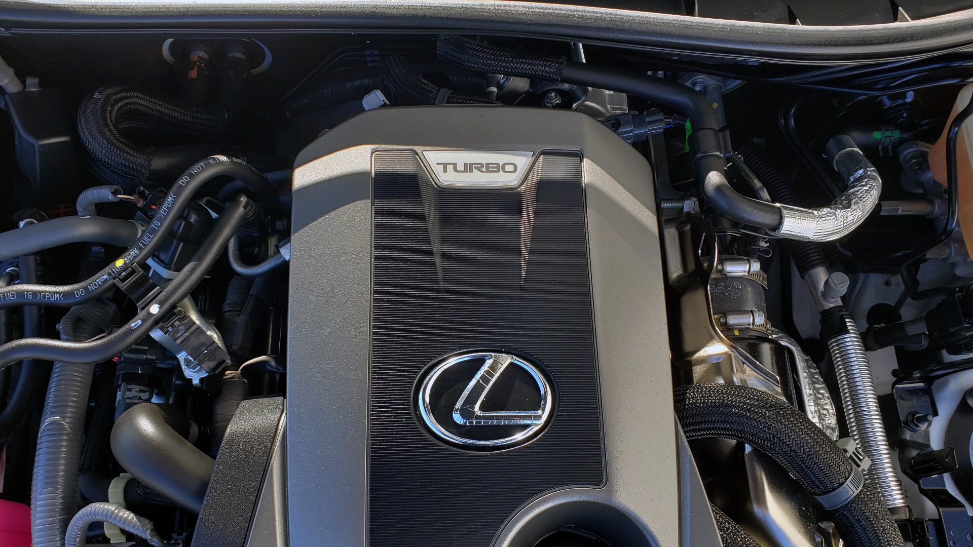 Used 2018 Lexus IS 300 F-SPORT / BSM / SUNROOF / REARVIEW / 18IN WHEELS for sale Sold at Formula Imports in Charlotte NC 28227 12