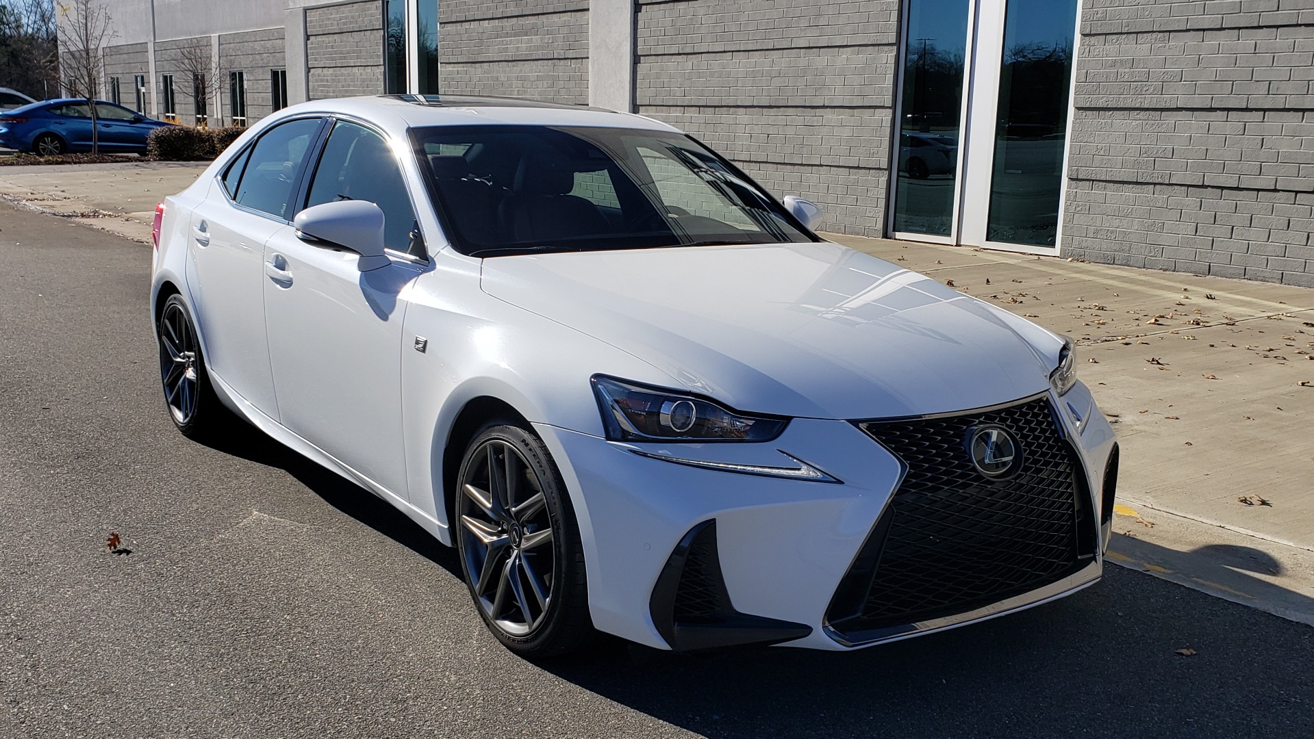 Used 2018 Lexus IS 300 F-SPORT / BSM / SUNROOF / REARVIEW / 18IN WHEELS for sale Sold at Formula Imports in Charlotte NC 28227 4