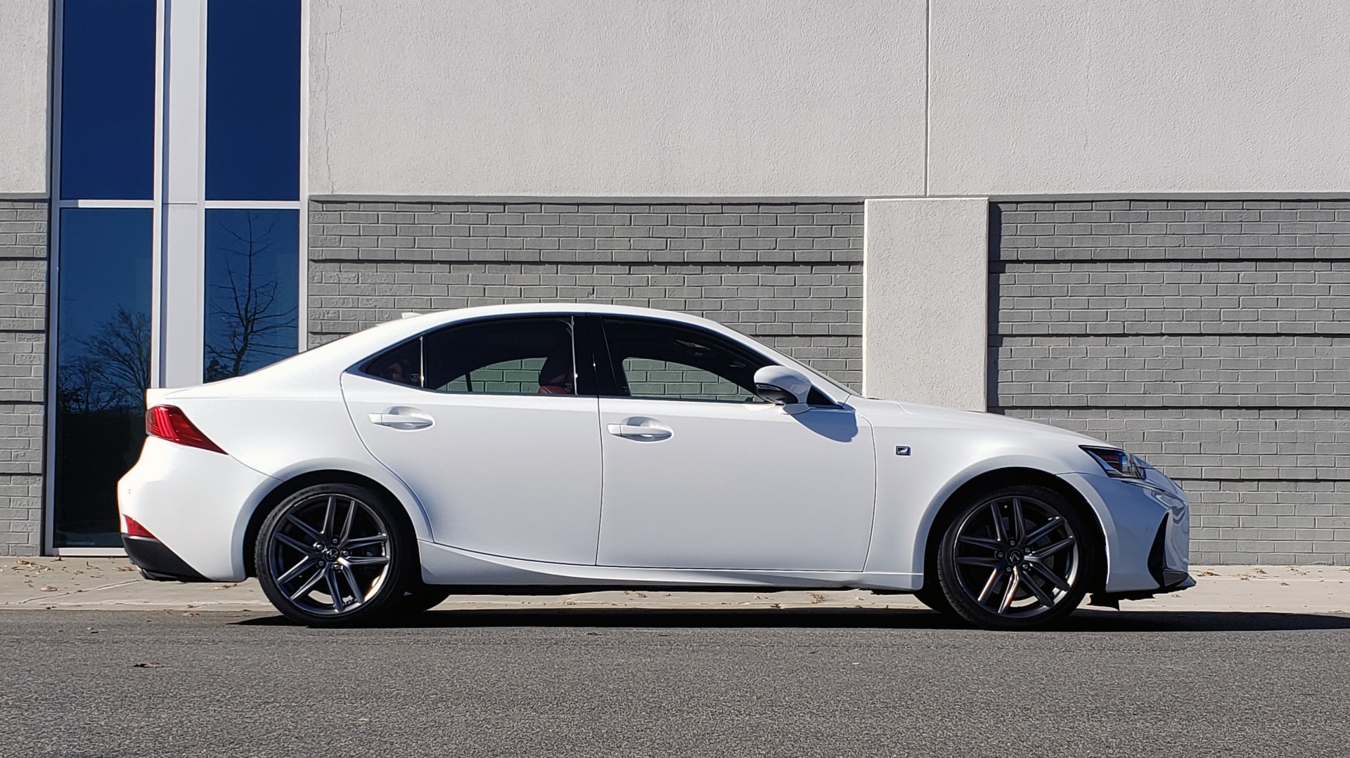 Used 2018 Lexus IS 300 F-SPORT / BSM / SUNROOF / REARVIEW / 18IN WHEELS for sale Sold at Formula Imports in Charlotte NC 28227 5