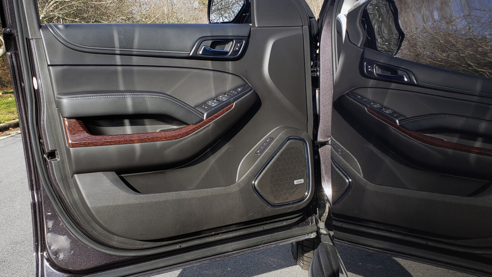 Used 2017 GMC YUKON XL SLT 4X4 / NAV / SUNROOF / BOSE / 3-ROW / REARVIEW for sale Sold at Formula Imports in Charlotte NC 28227 36
