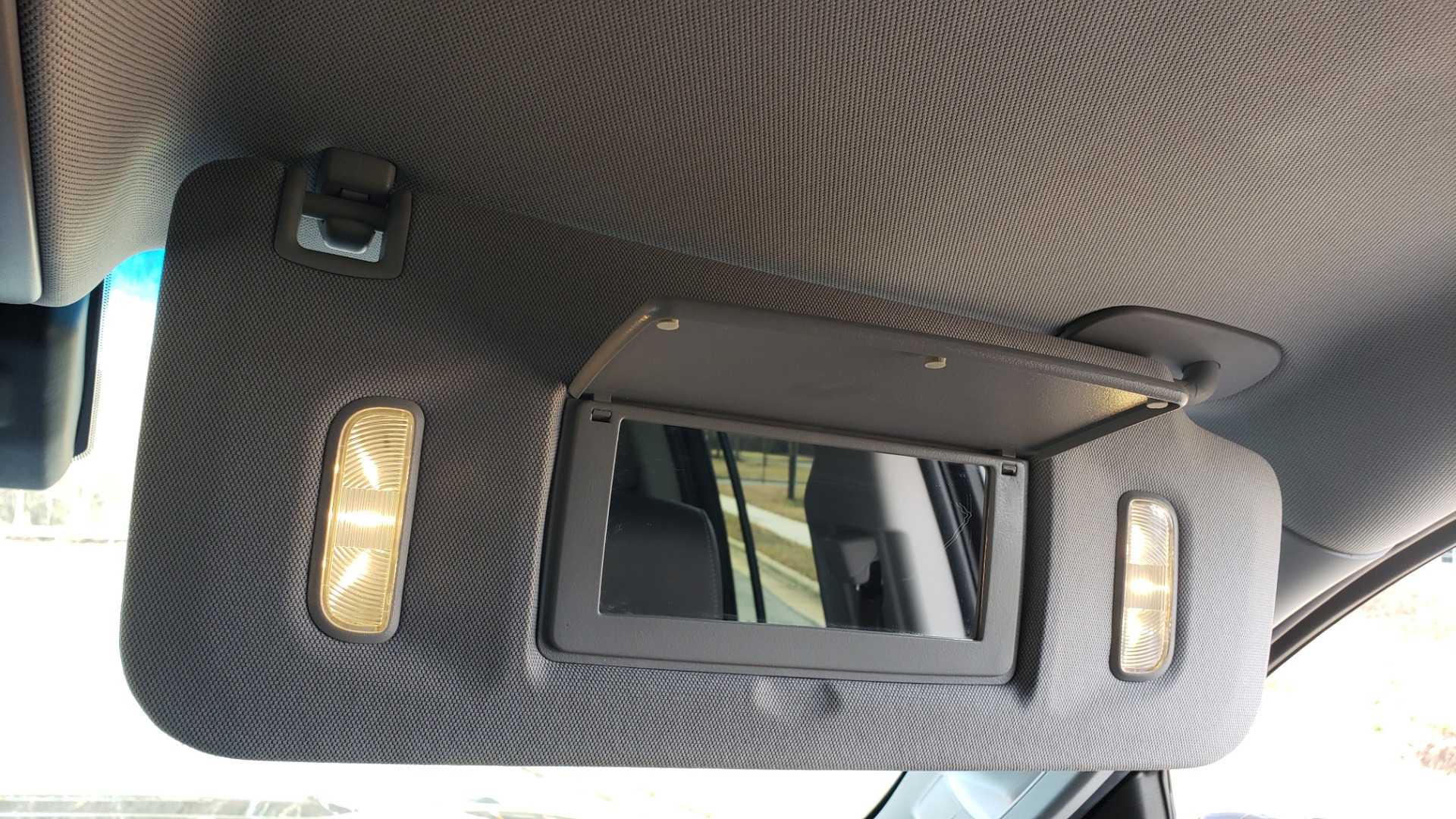 Used 2017 GMC YUKON XL SLT 4X4 / NAV / SUNROOF / BOSE / 3-ROW / REARVIEW for sale Sold at Formula Imports in Charlotte NC 28227 61