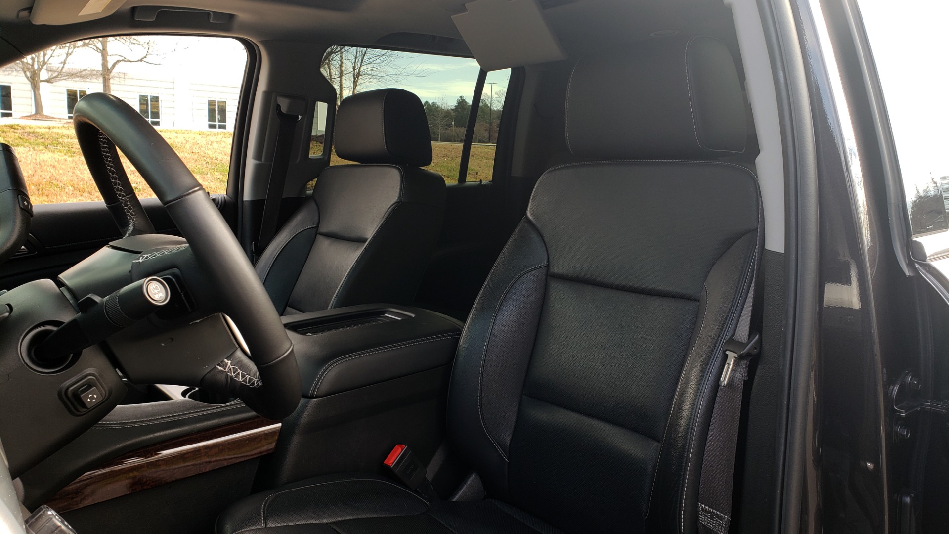 Used 2017 GMC YUKON XL SLT 4X4 / NAV / SUNROOF / BOSE / 3-ROW / REARVIEW for sale Sold at Formula Imports in Charlotte NC 28227 69