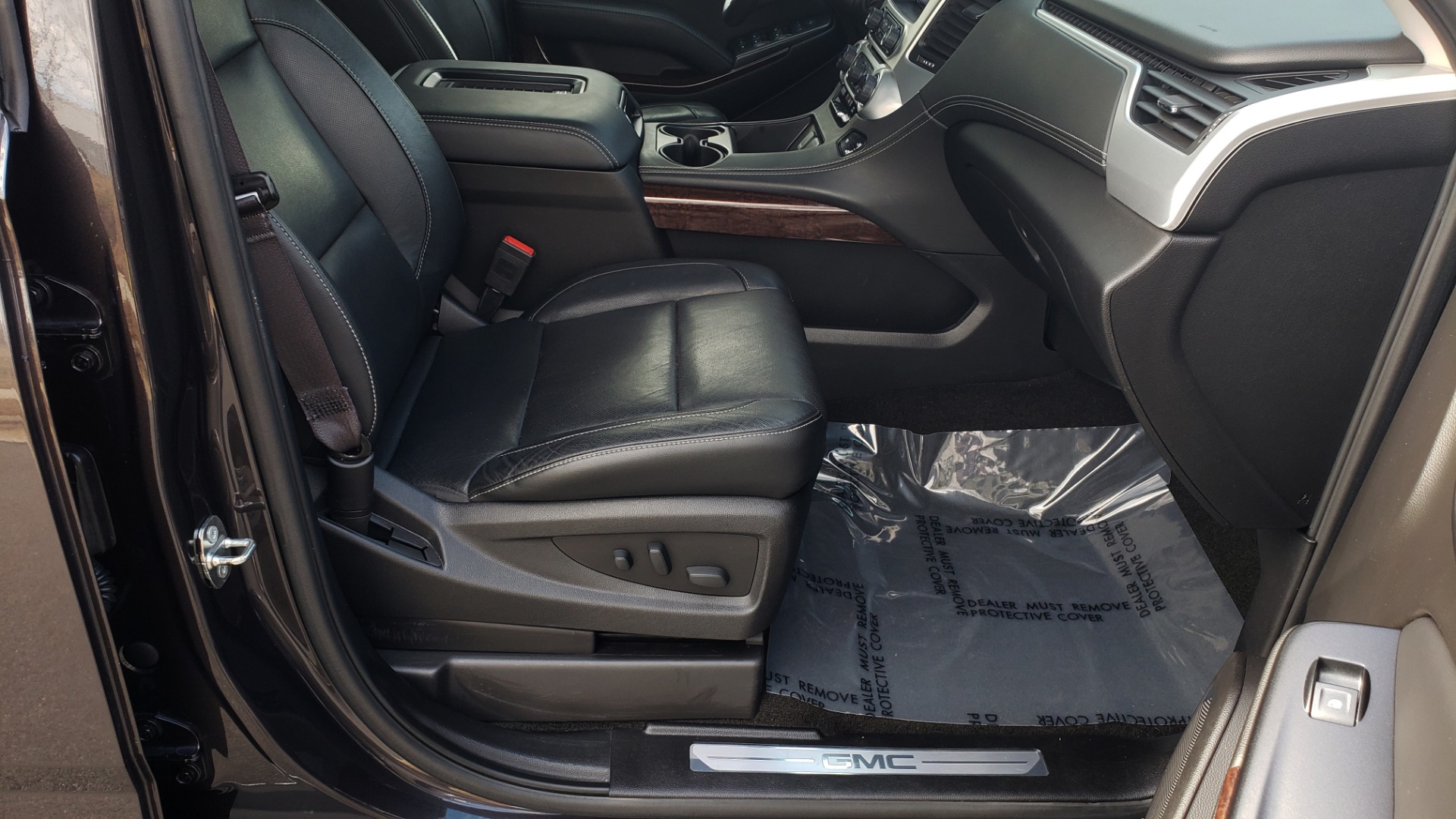 Used 2017 GMC YUKON XL SLT 4X4 / NAV / SUNROOF / BOSE / 3-ROW / REARVIEW for sale Sold at Formula Imports in Charlotte NC 28227 81