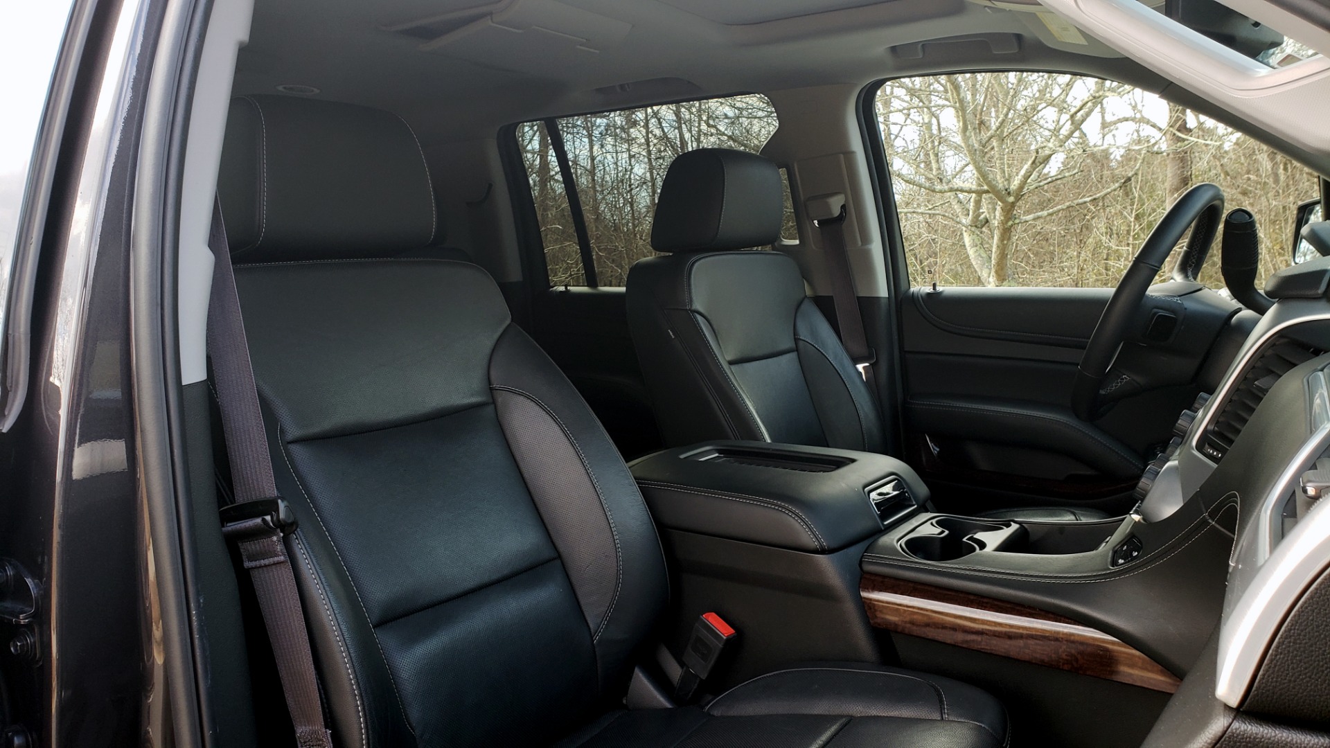 Used 2017 GMC YUKON XL SLT 4X4 / NAV / SUNROOF / BOSE / 3-ROW / REARVIEW for sale Sold at Formula Imports in Charlotte NC 28227 82