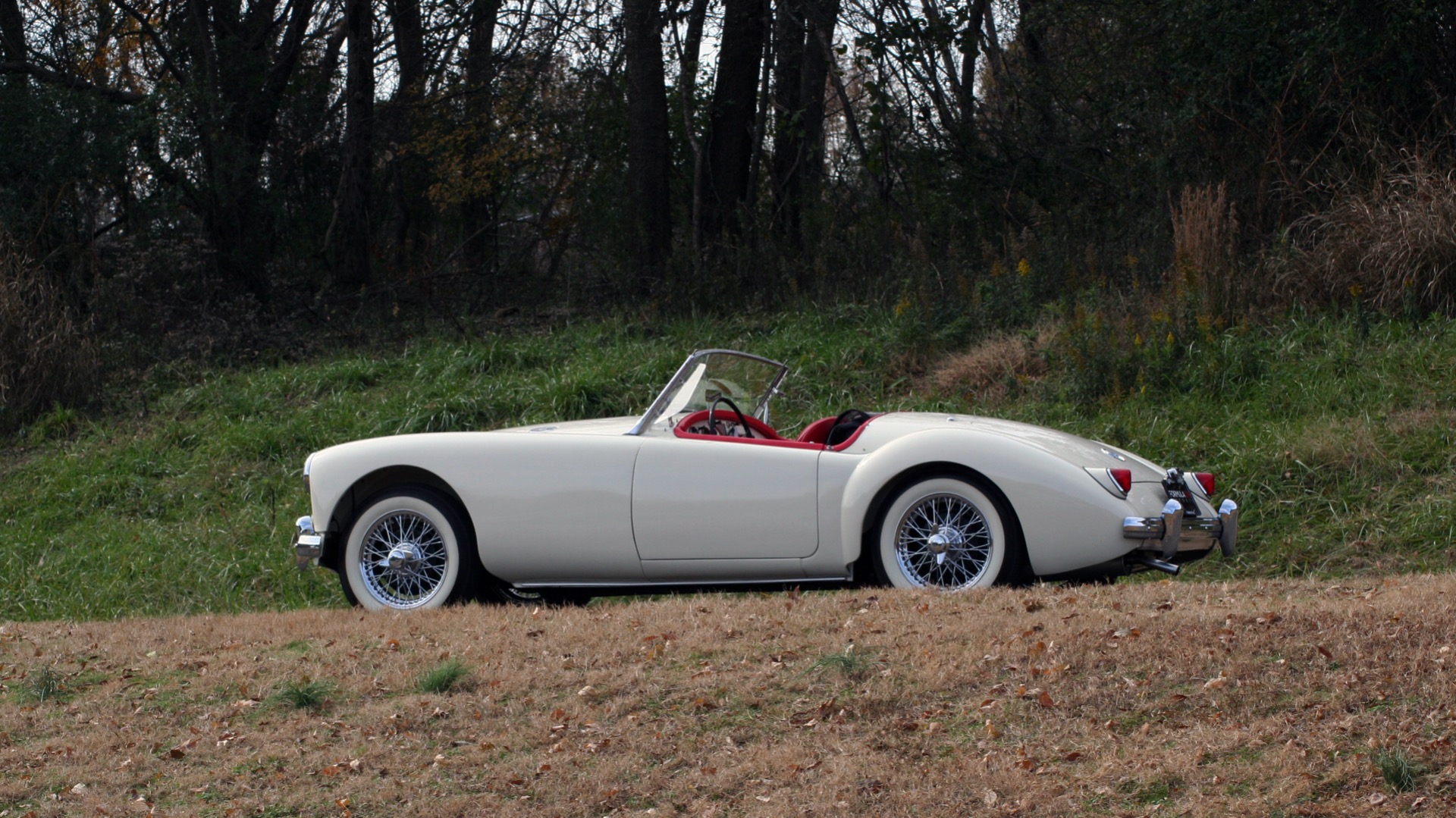 Used 1956 MG A ROADSTER / 4-SPD MAN / FULLY RESTORED / ALL NEW / SHOWROOM CONDITION for sale Sold at Formula Imports in Charlotte NC 28227 6