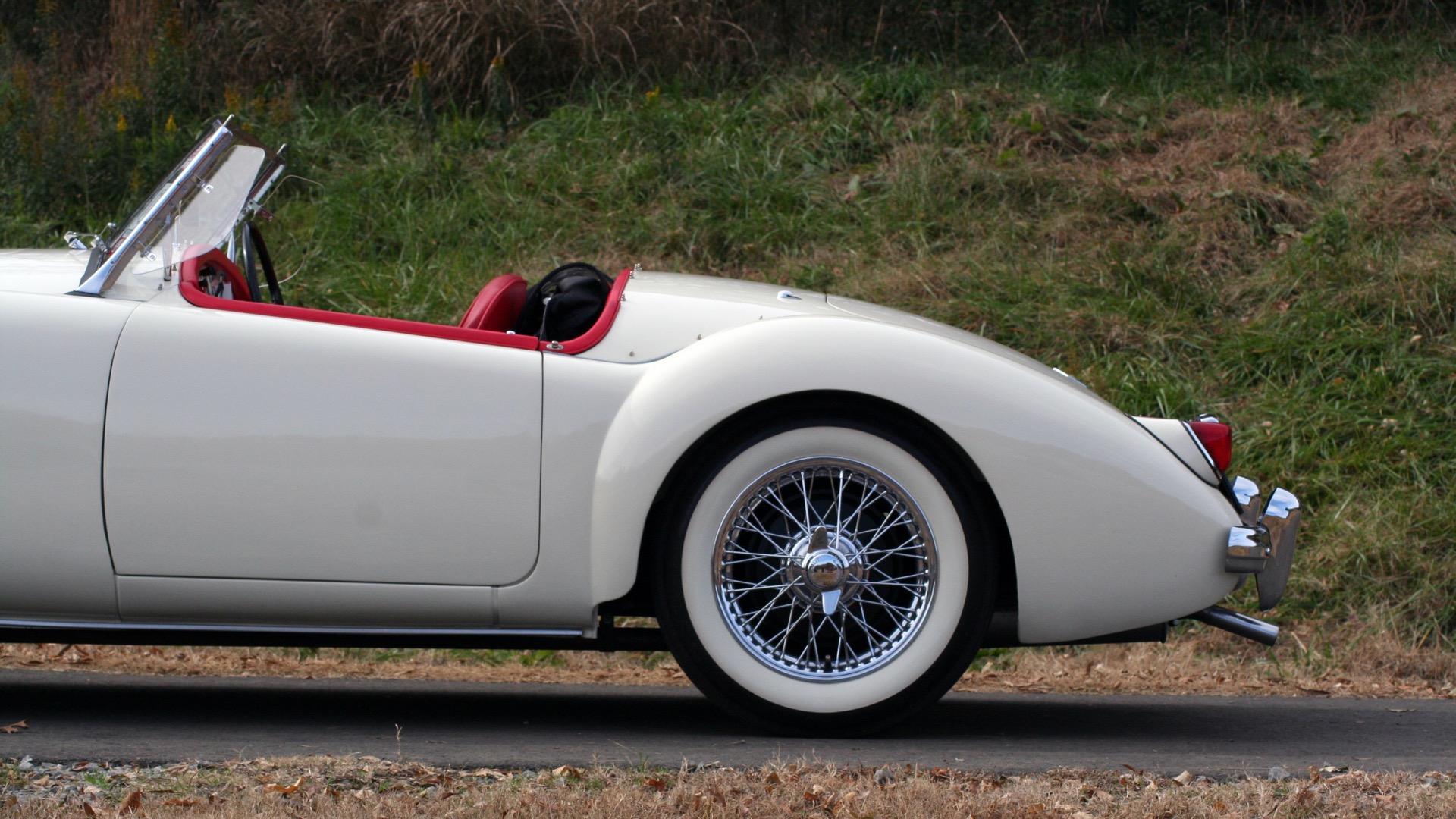 Used 1956 MG A ROADSTER / 4-SPD MAN / FULLY RESTORED / ALL NEW / SHOWROOM CONDITION for sale Sold at Formula Imports in Charlotte NC 28227 8